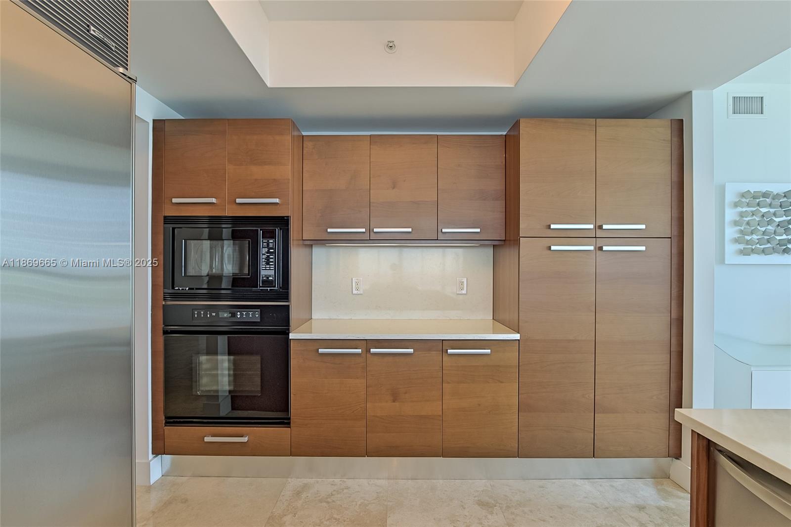 Photo of 3535 OCEAN DR  #2002, Hollywood, Florida, 33019 - 