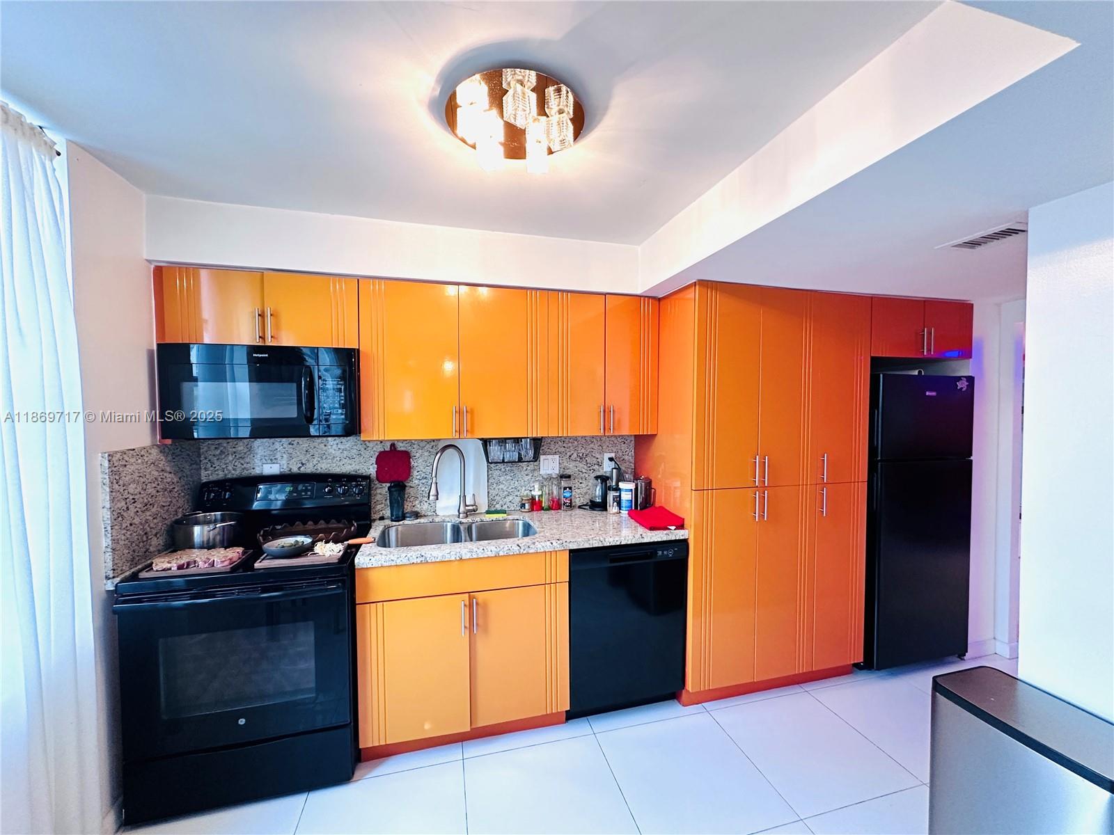 See details 216 2 / 2 1544 sq. ft. $ 2025-08-31 0 Photo