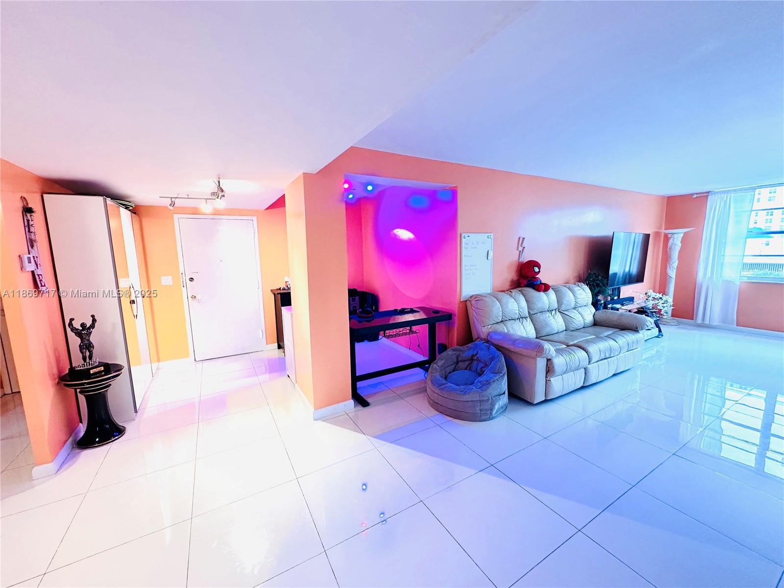 See details 216 2 / 2 1544 sq. ft. $ 2025-08-31 0 Photo