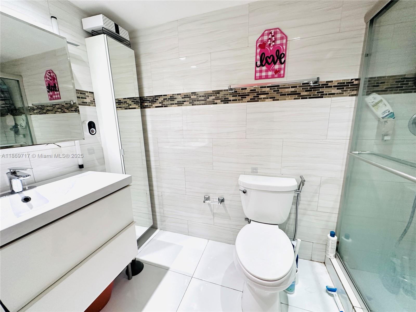See details 216 2 / 2 1544 sq. ft. $ 2025-08-31 0 Photo
