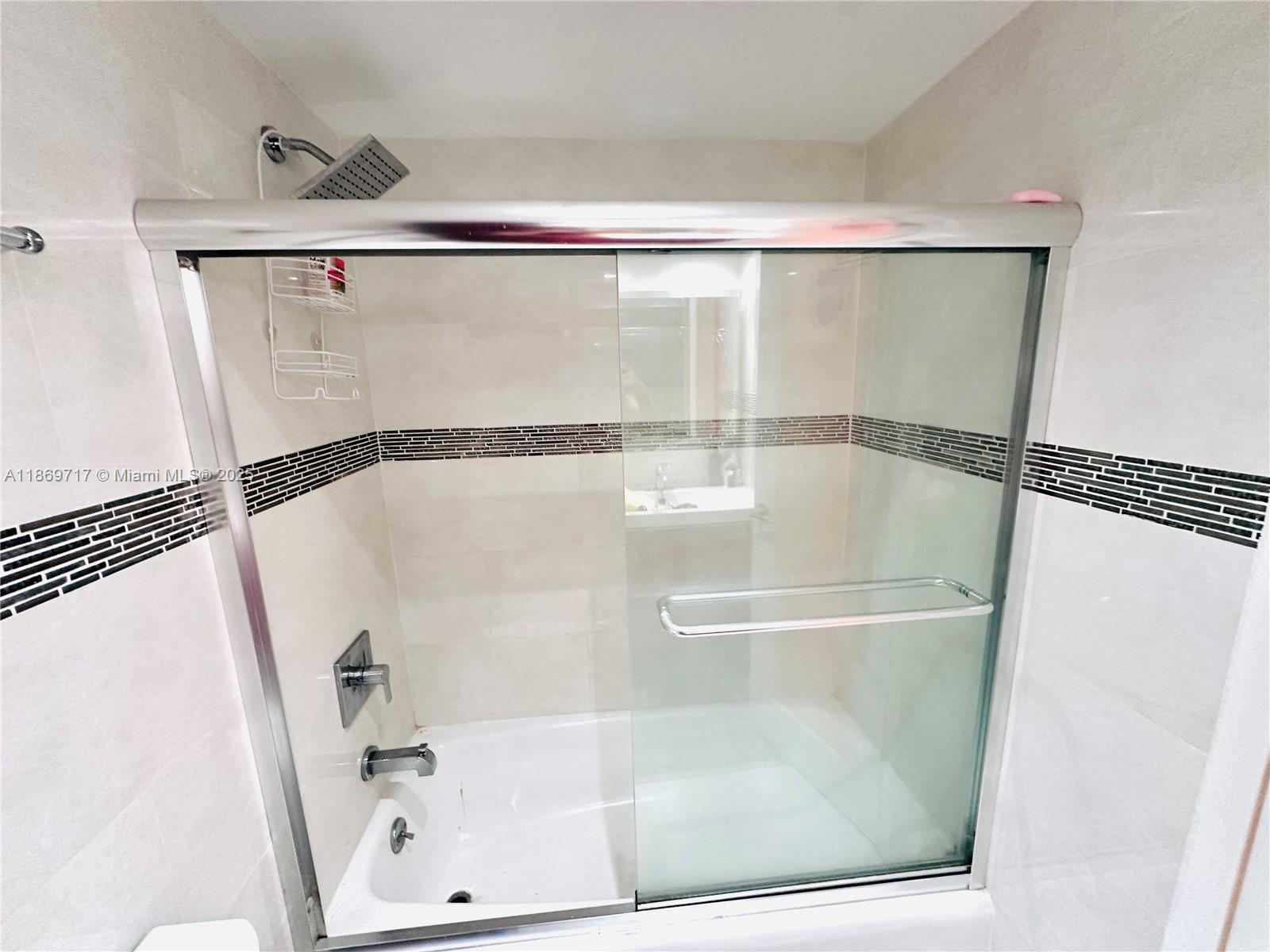 See details 216 2 / 2 1544 sq. ft. $ 2025-08-31 0 Photo