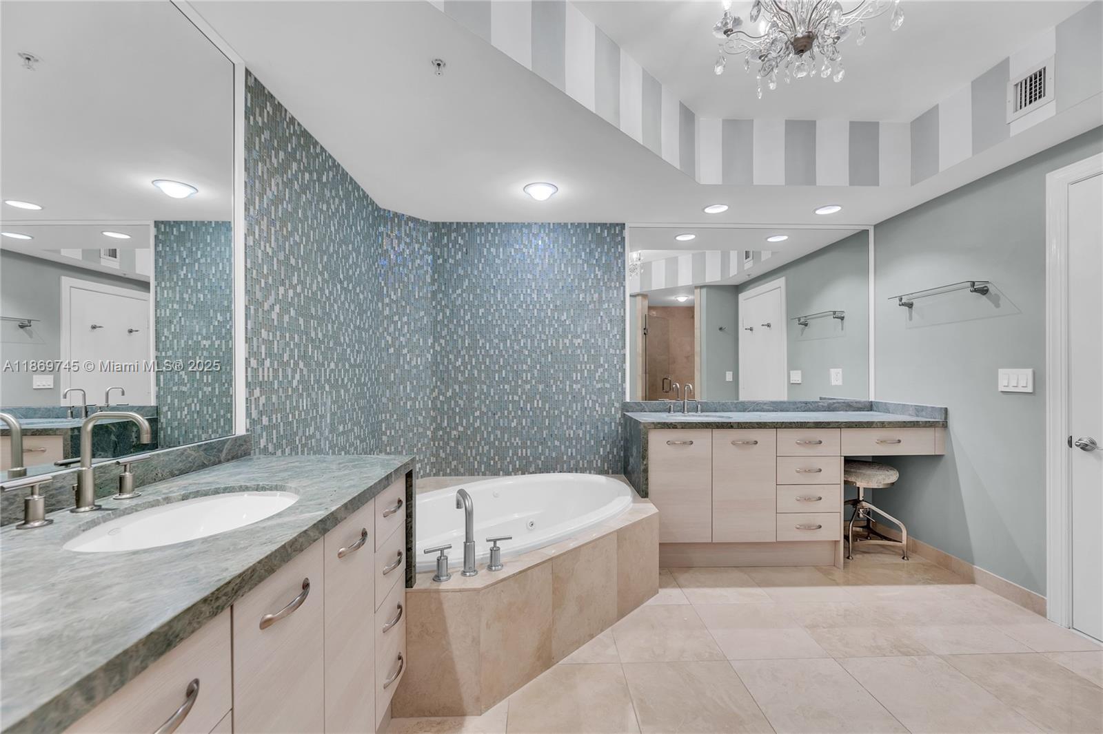 Photo of 3535 Ocean Dr  #1405, Hollywood, Florida, 33019 - 