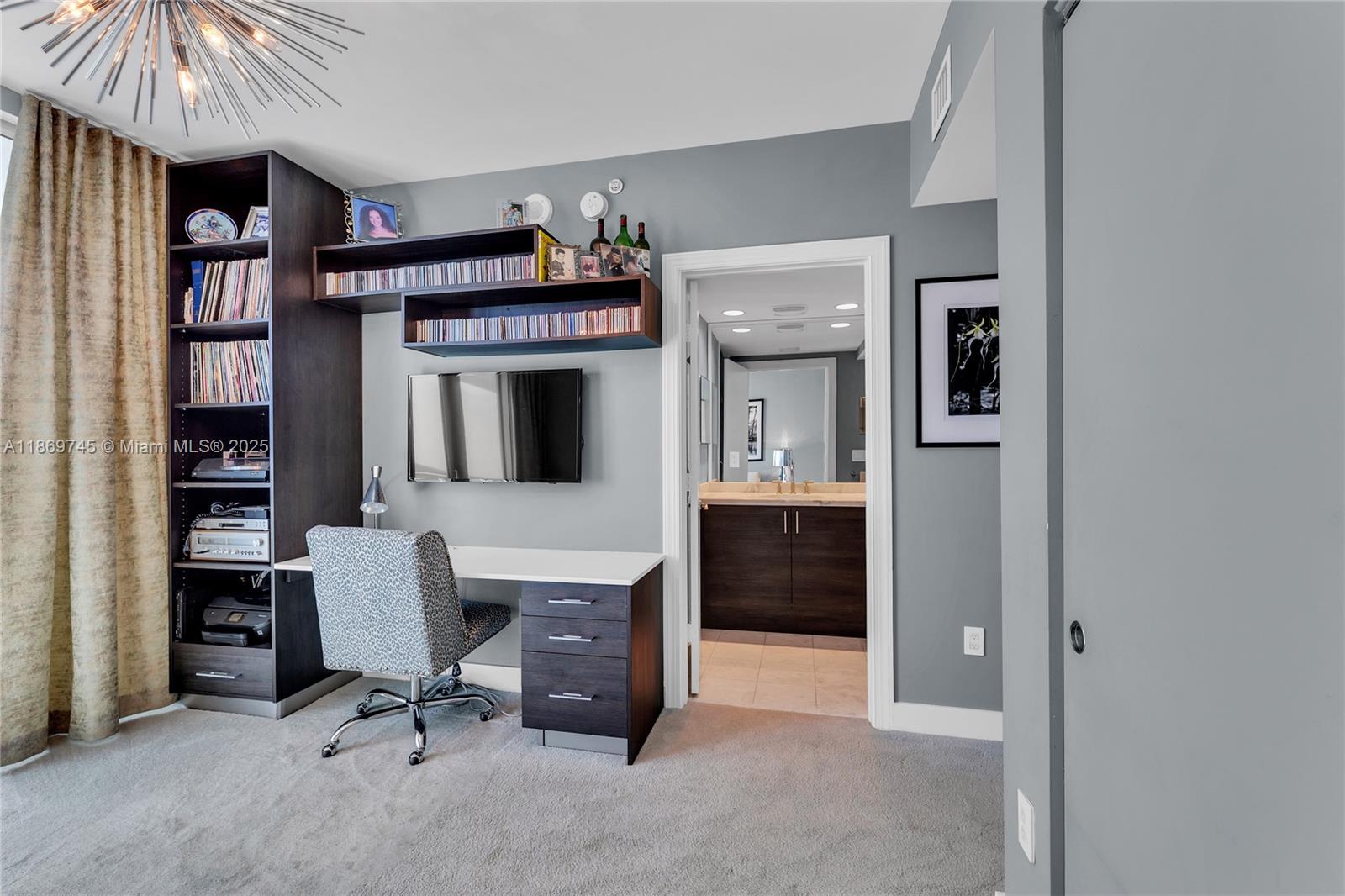 Photo of 3535 Ocean Dr  #1405, Hollywood, Florida, 33019 - 1ST GUEST BEDROOM