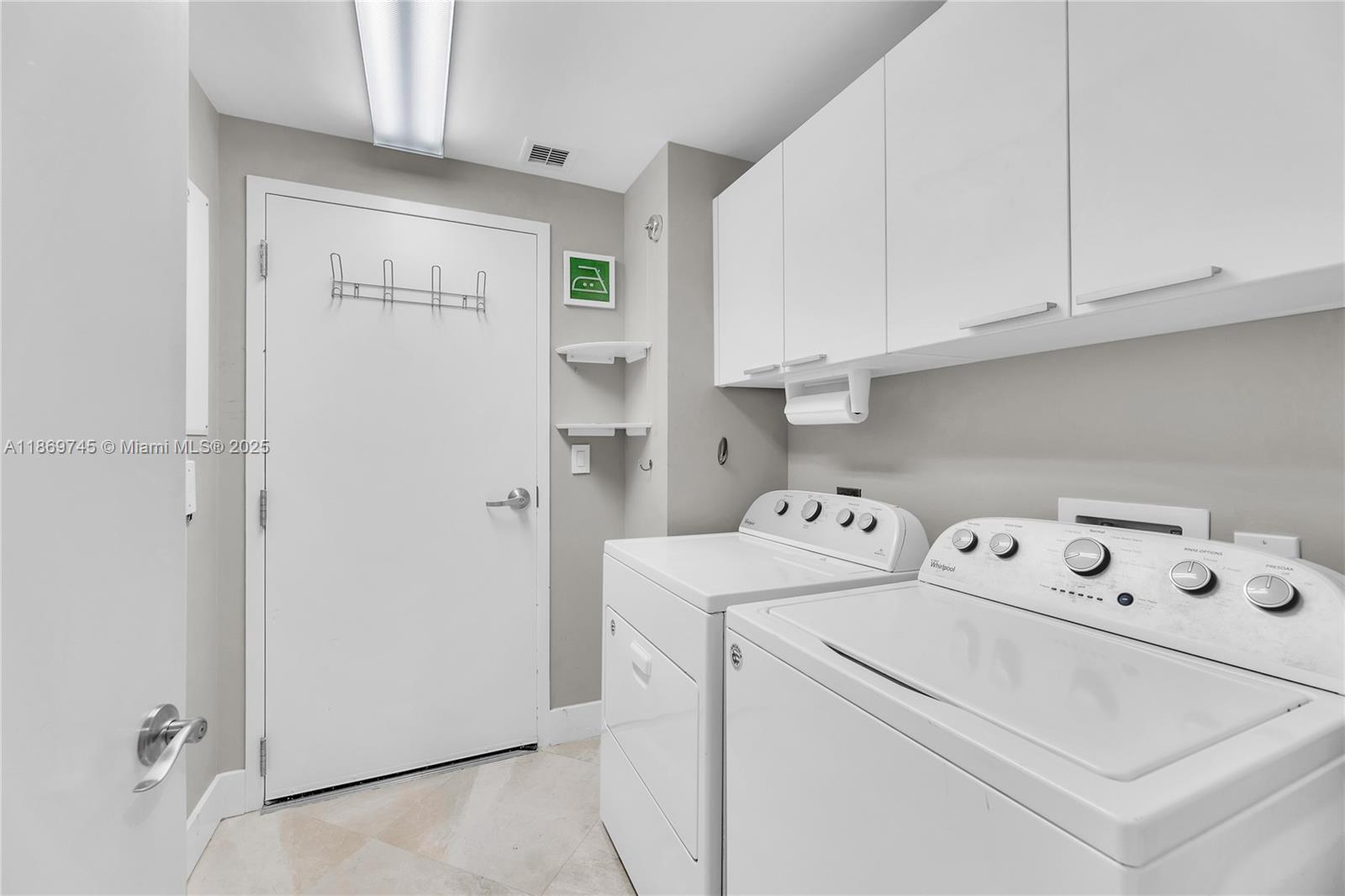 Photo of 3535 Ocean Dr  #1405, Hollywood, Florida, 33019 - 