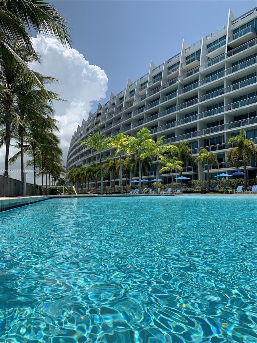 Photo of 2950 188th St  #543, Aventura, Florida, 33180 - 