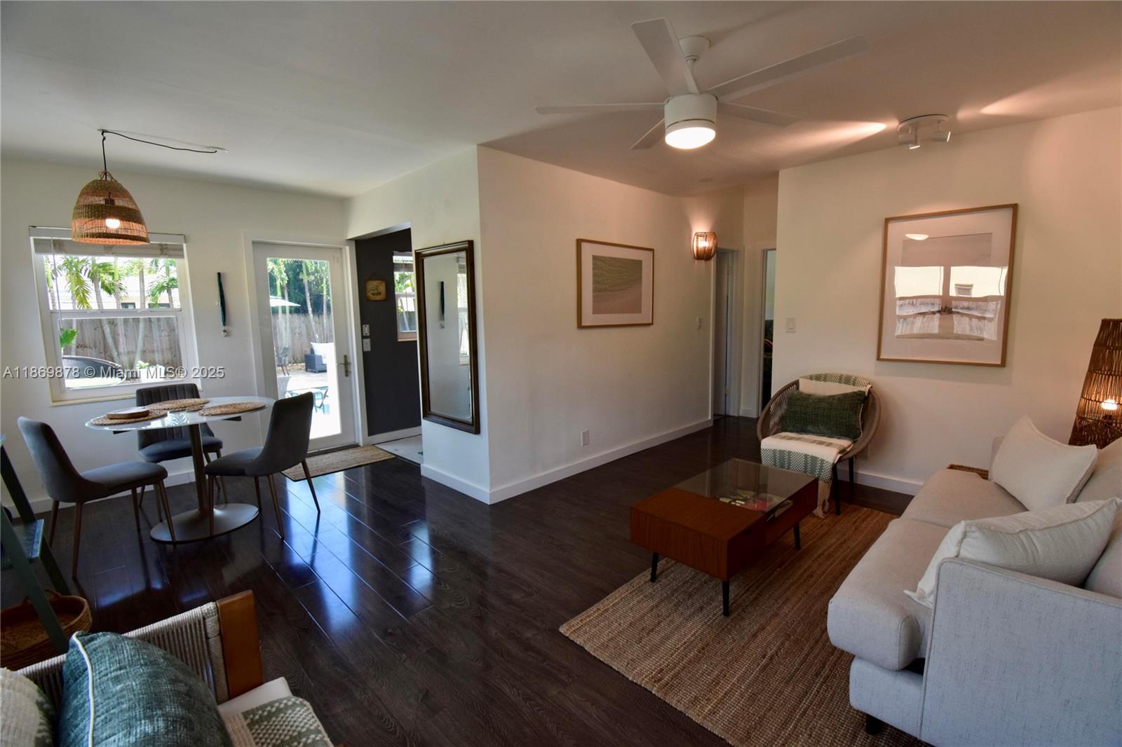 See details / 1244 sq. ft. $ 2025-09-01 0 Photo