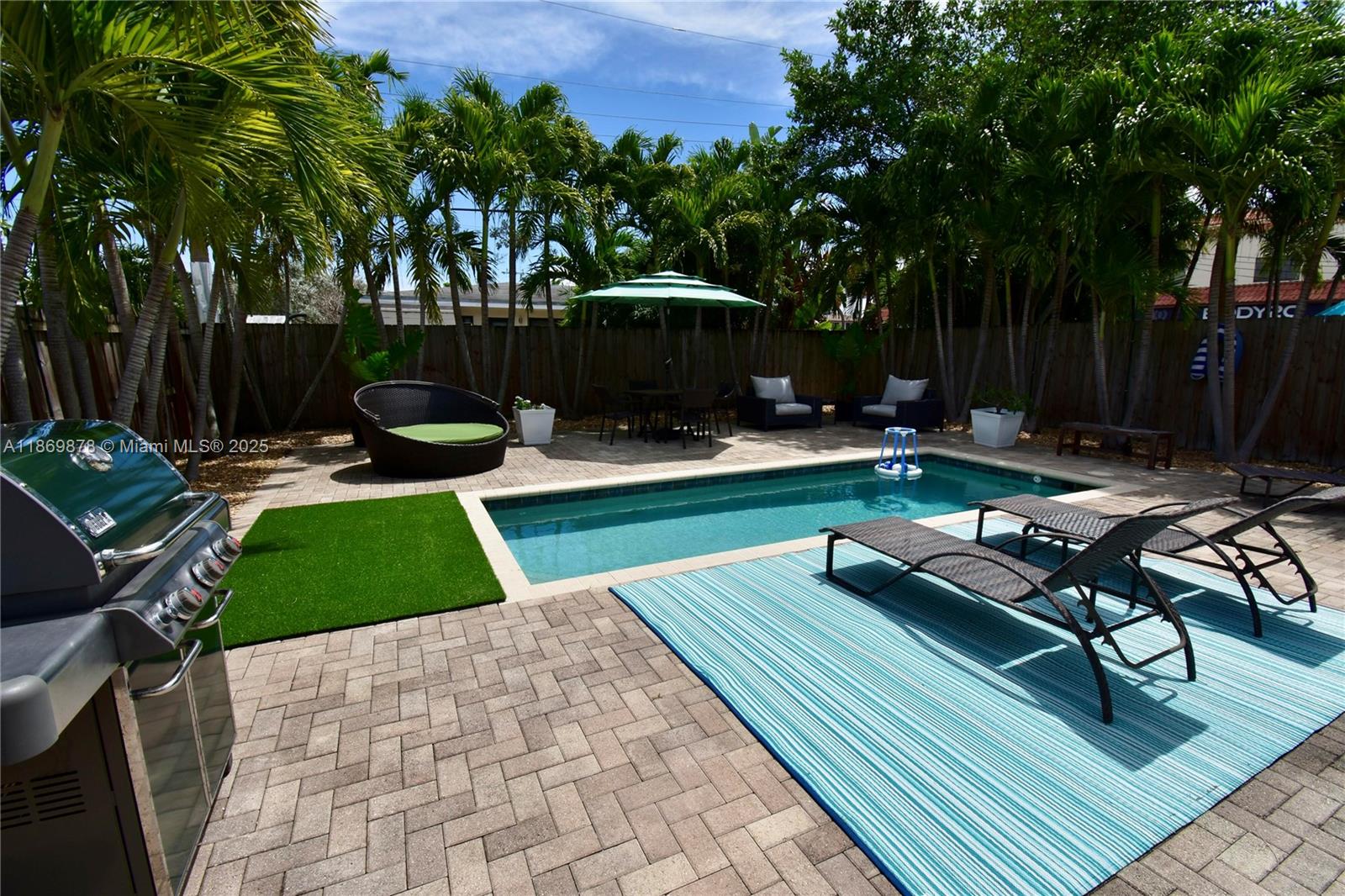 See details / 1244 sq. ft. $ 2025-09-01 0 Photo