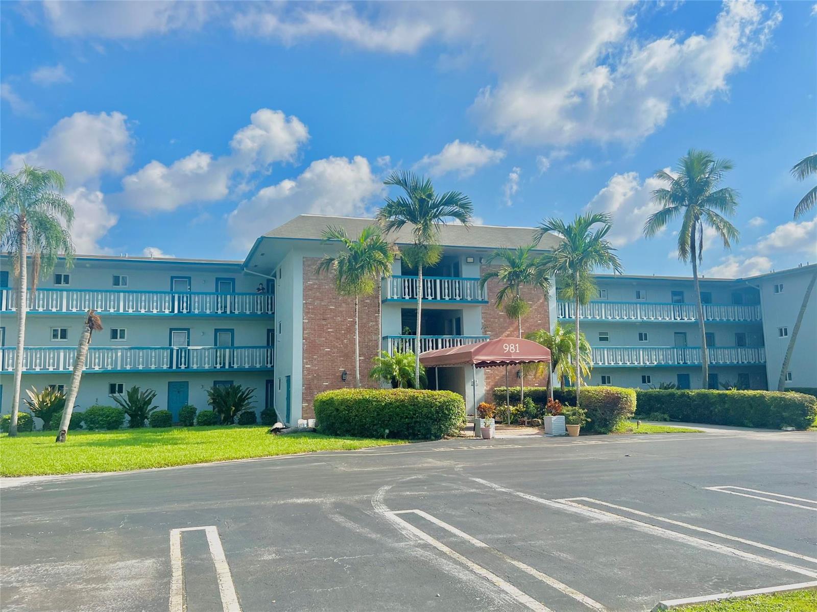 306 1 / 1 690 sq. ft. $ 2026-06-15 0 foto