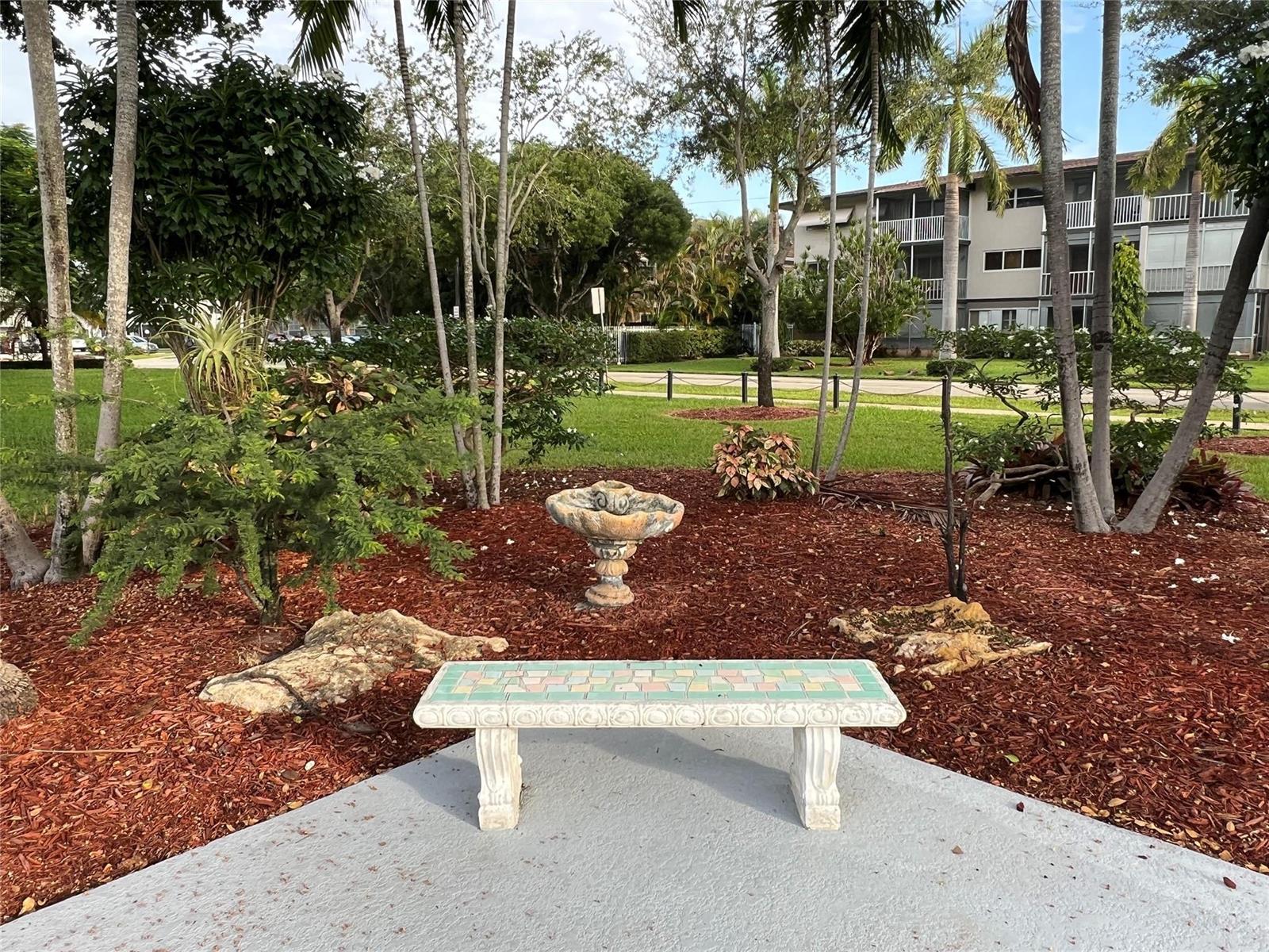 306 1 / 1 690 sq. ft. $ 2026-06-15 0 foto