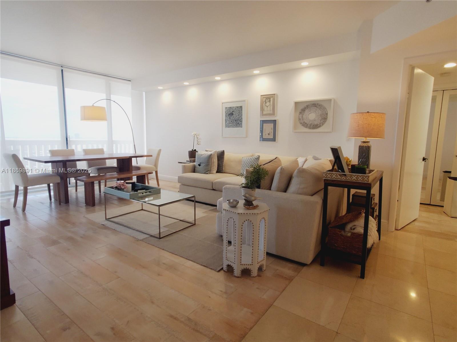 2703 2 / 2 1560 sq. ft. $ 2025-09-01 0 Photo