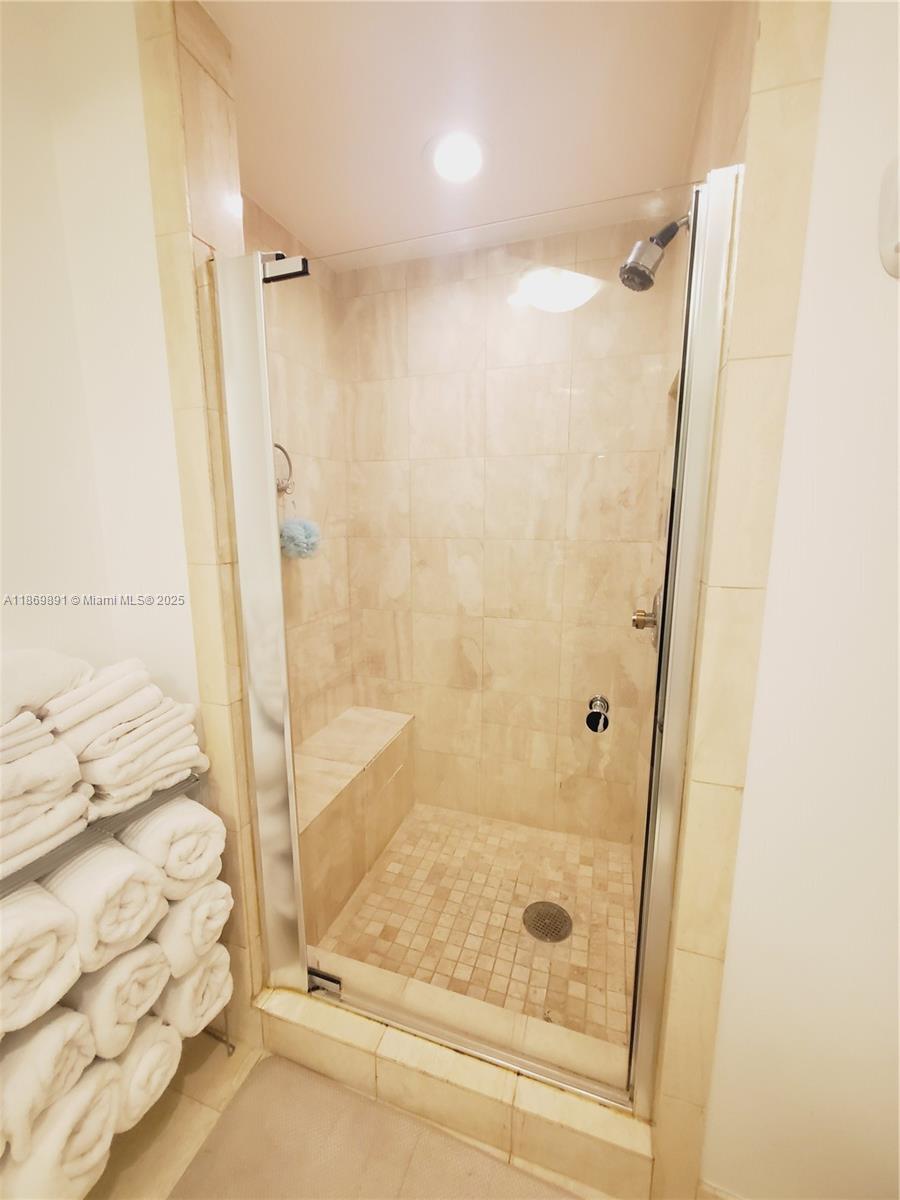 2703 2 / 2 1560 sq. ft. $ 2025-09-01 0 Photo