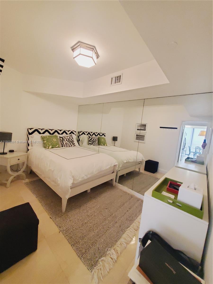 2703 2 / 2 1560 sq. ft. $ 2025-09-01 0 Photo