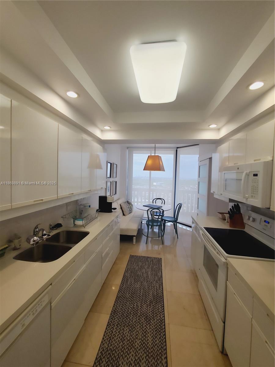 2703 2 / 2 1560 sq. ft. $ 2025-09-01 0 Photo