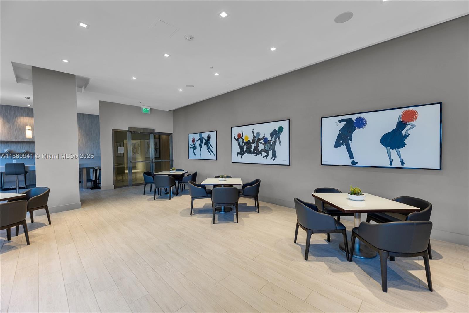 Photo of 3535 Ocean Dr  #1602, Hollywood, Florida, 33019 - CARD ROOM