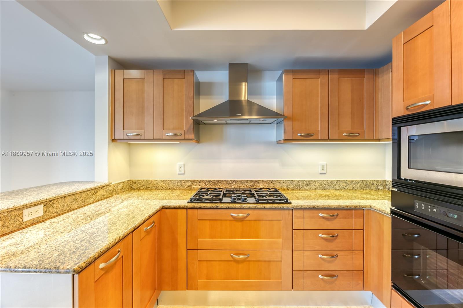 Photo of 3535 Ocean Dr  #2004, Hollywood, Florida, 33019 - 