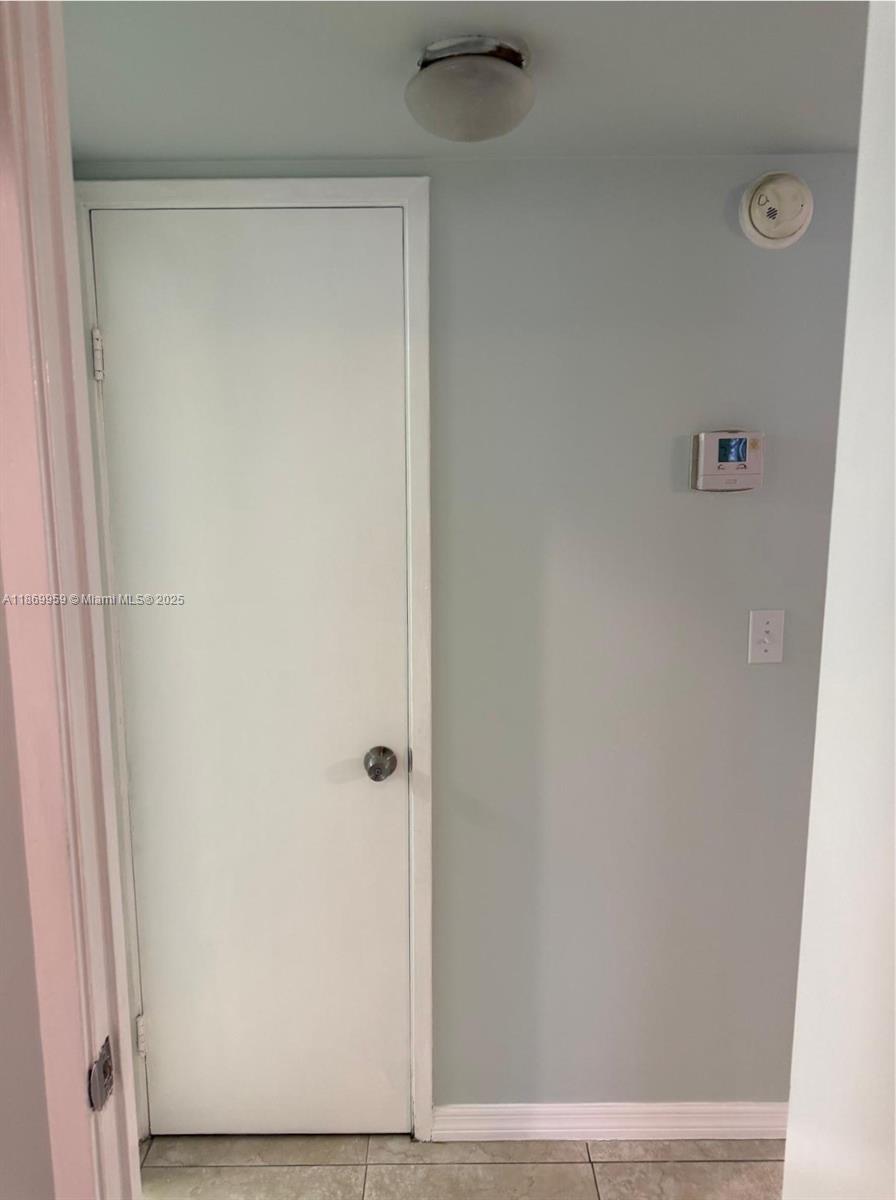 208-3 1 / 1 909 sq. ft. $ 2025-09-01 0 Photo
