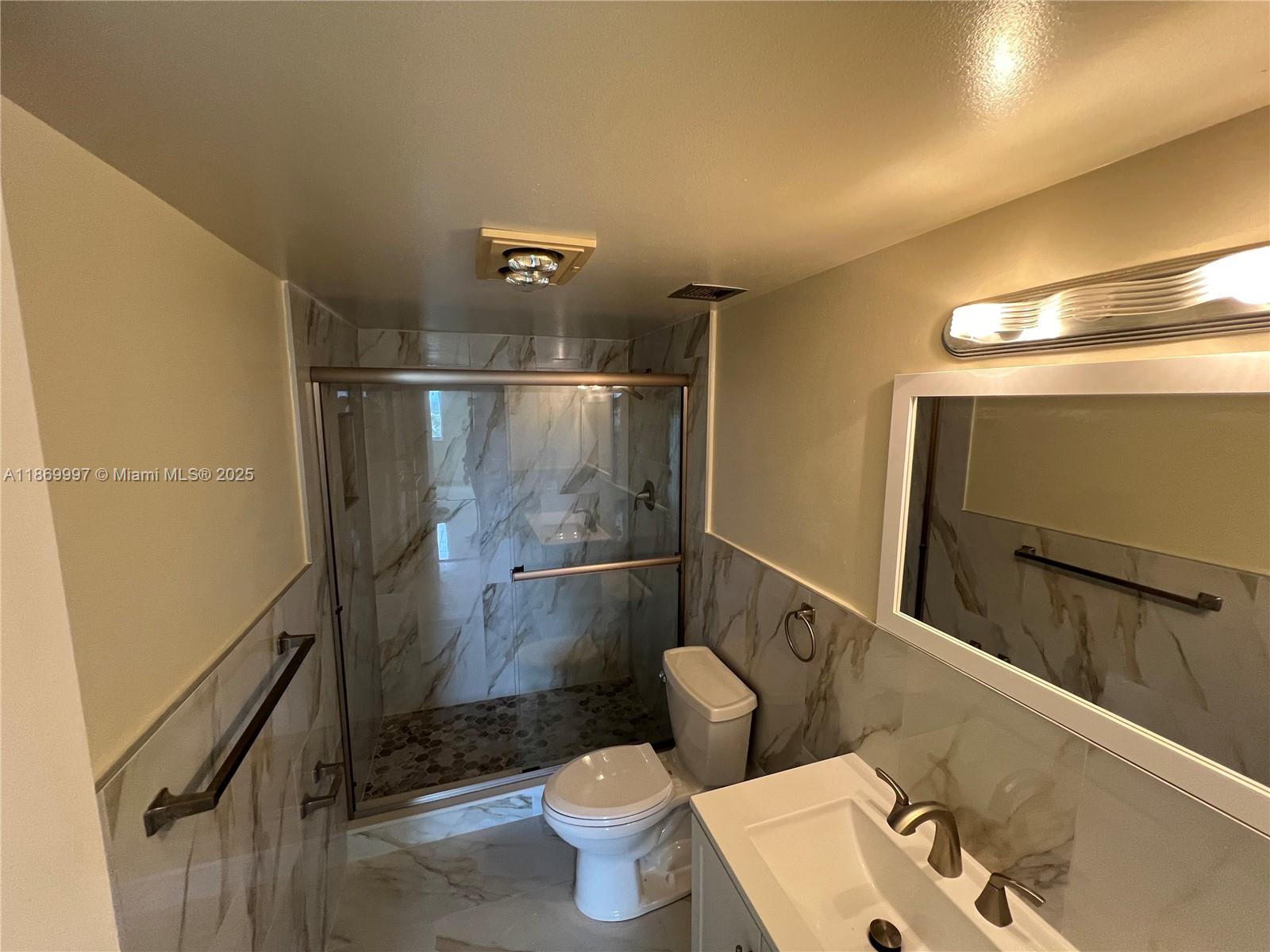 804 2 / 2 1100 sq. ft. $ 2025-09-01 0 Photo