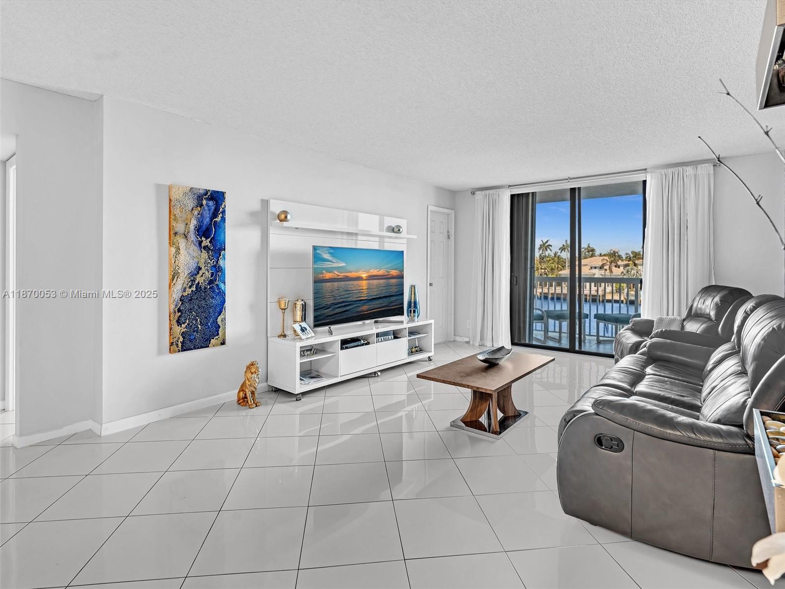 Photo of 1500 Ocean Dr  #3E, Hollywood, Florida, 33019 - 