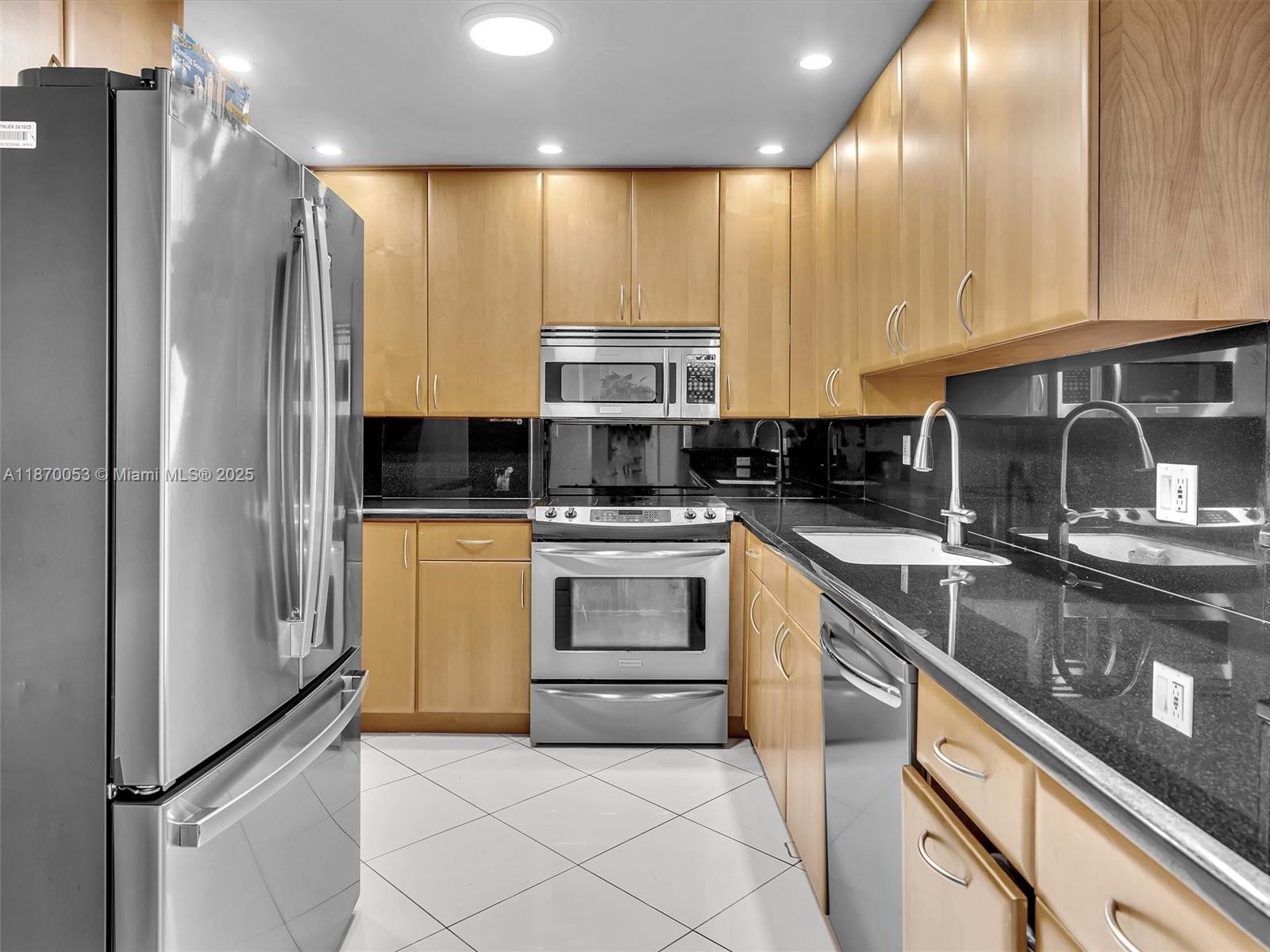 Photo of 1500 Ocean Dr  #3E, Hollywood, Florida, 33019 - 