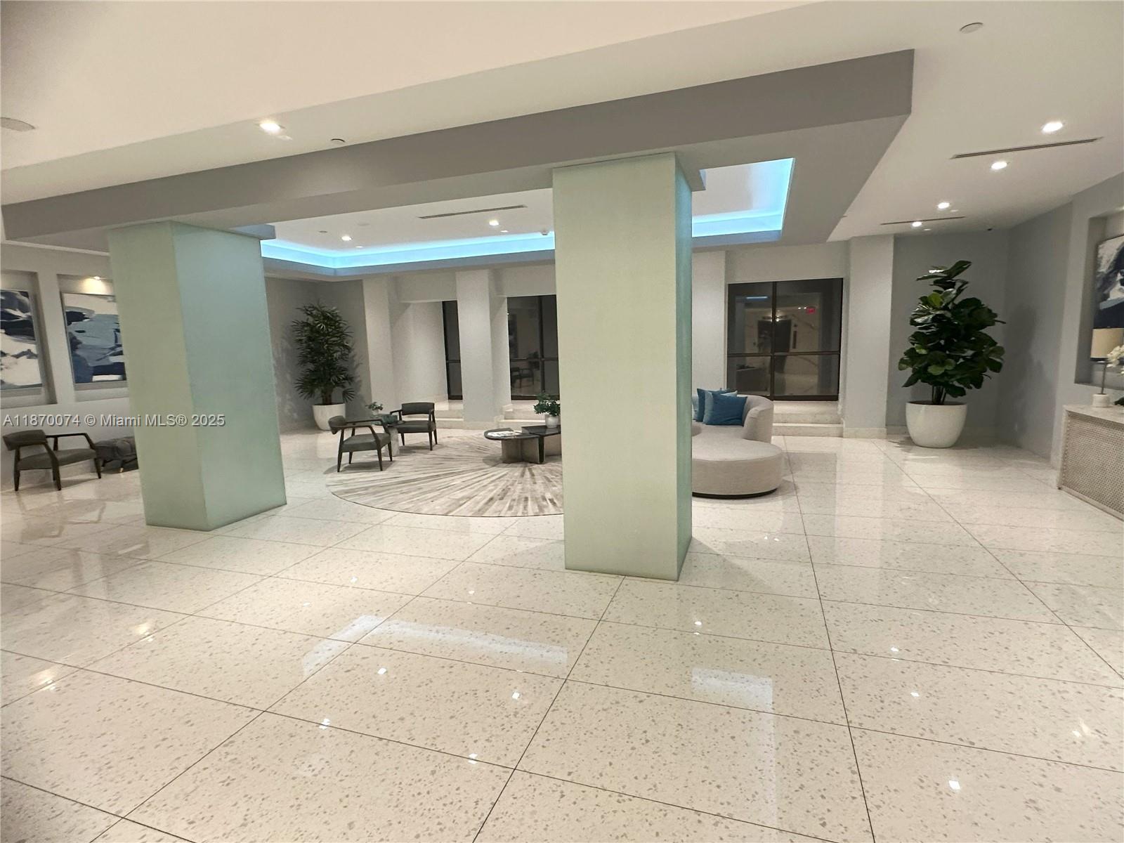 Photo of 20335 Country Club Dr  #2502, Aventura, Florida, 33180 - 
