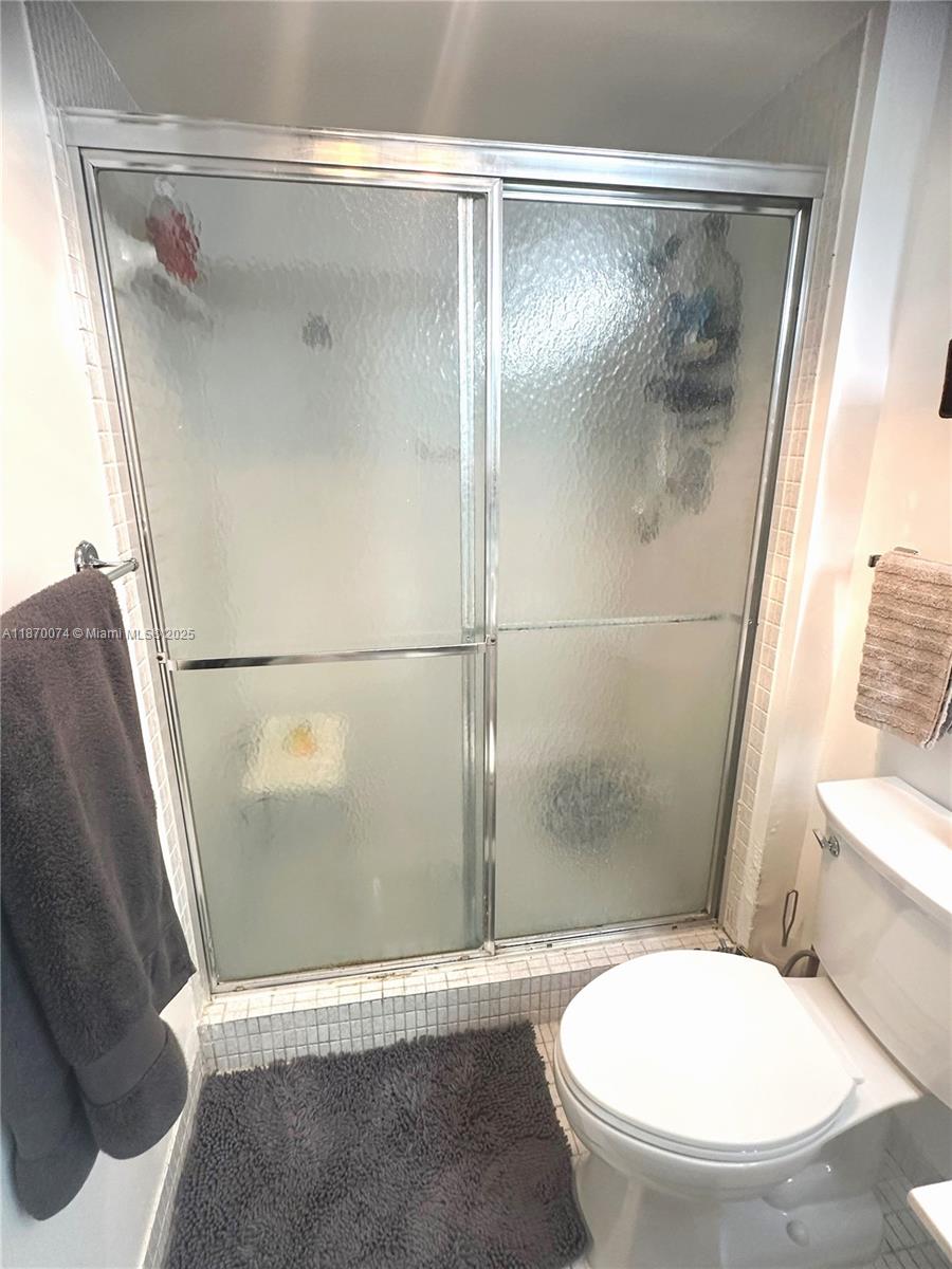 Photo of 20335 Country Club Dr  #2502, Aventura, Florida, 33180 - 