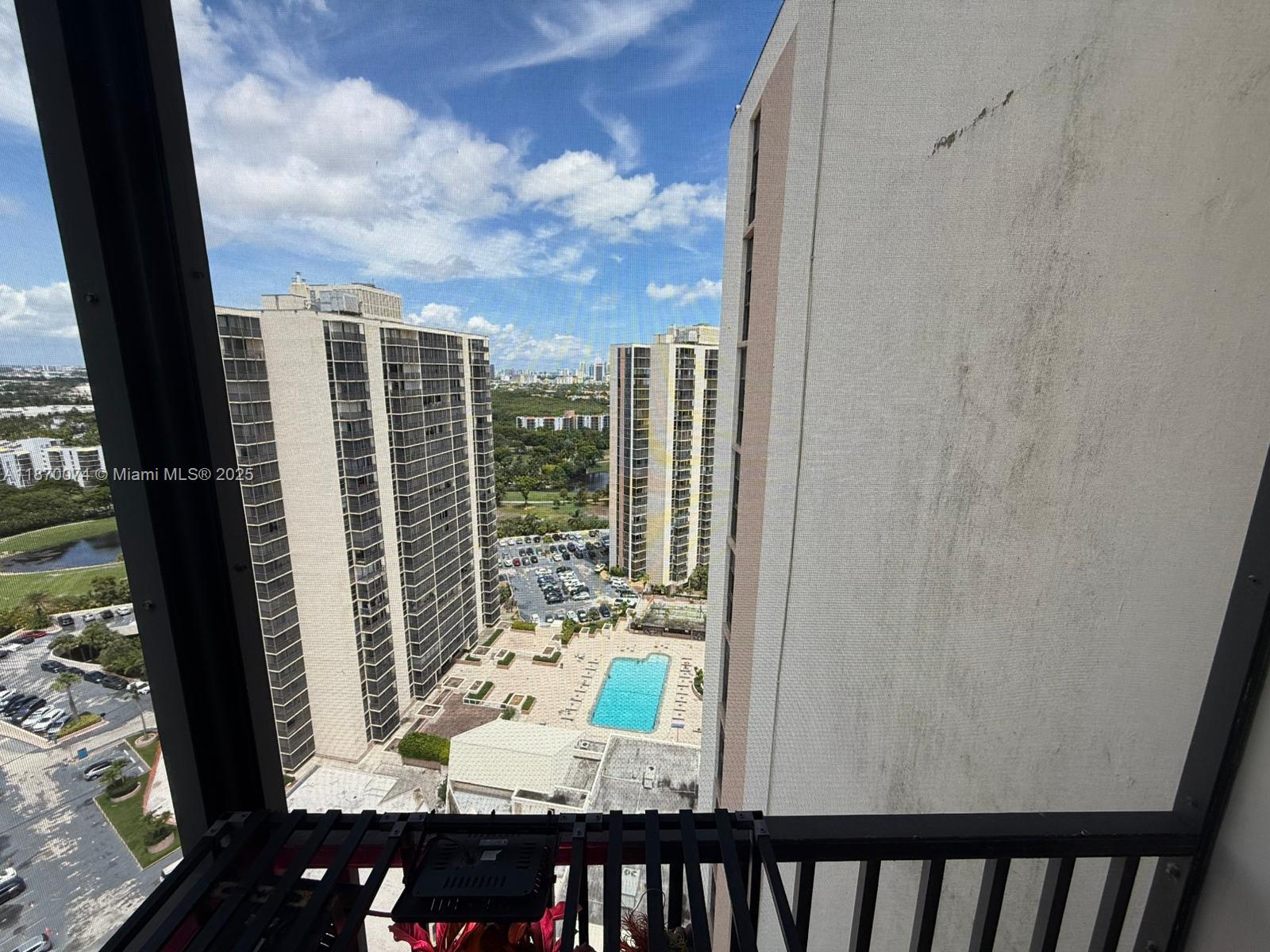 Photo of 20335 Country Club Dr  #2502, Aventura, Florida, 33180 - 