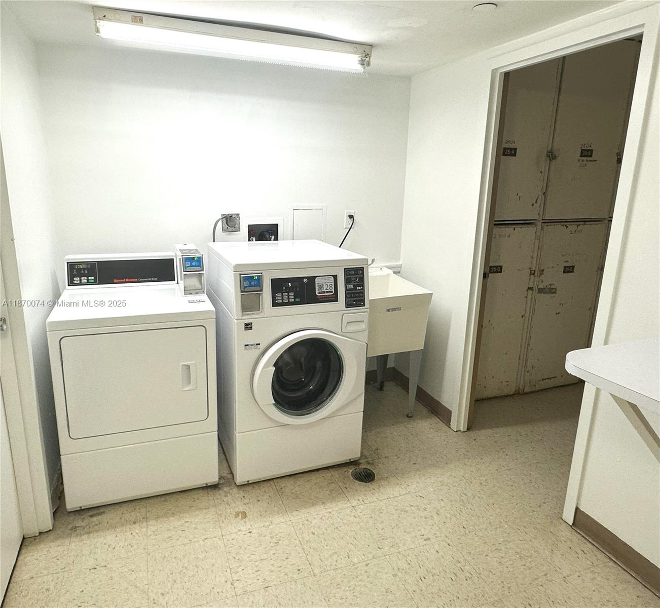 Photo of 20335 Country Club Dr  #2502, Aventura, Florida, 33180 - 