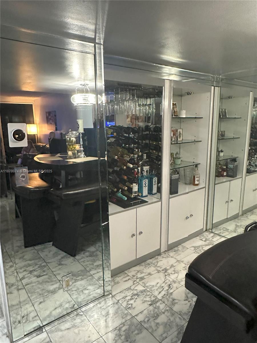 Photo of 20335 Country Club Dr  #2502, Aventura, Florida, 33180 - 