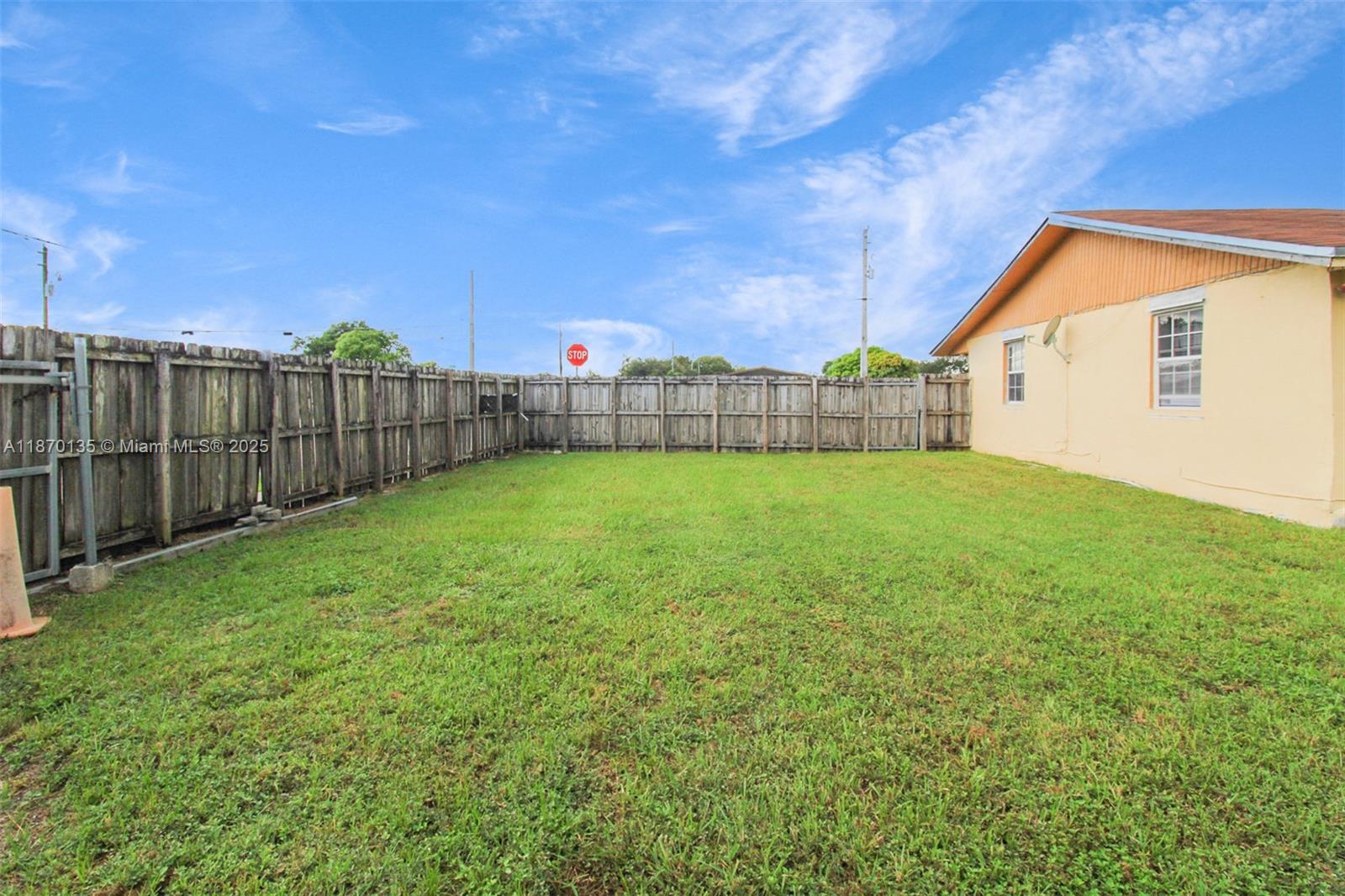 See details / sq. ft. $ 2025-09-01 0 Photo