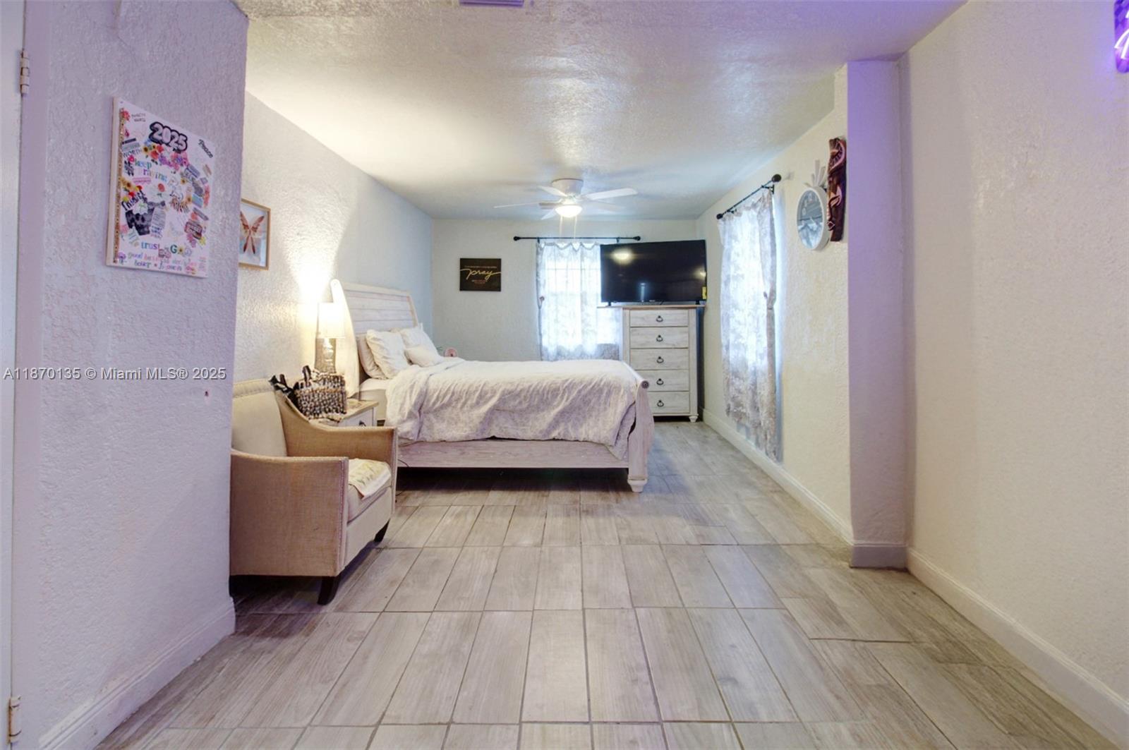 See details / sq. ft. $ 2025-09-01 0 Photo