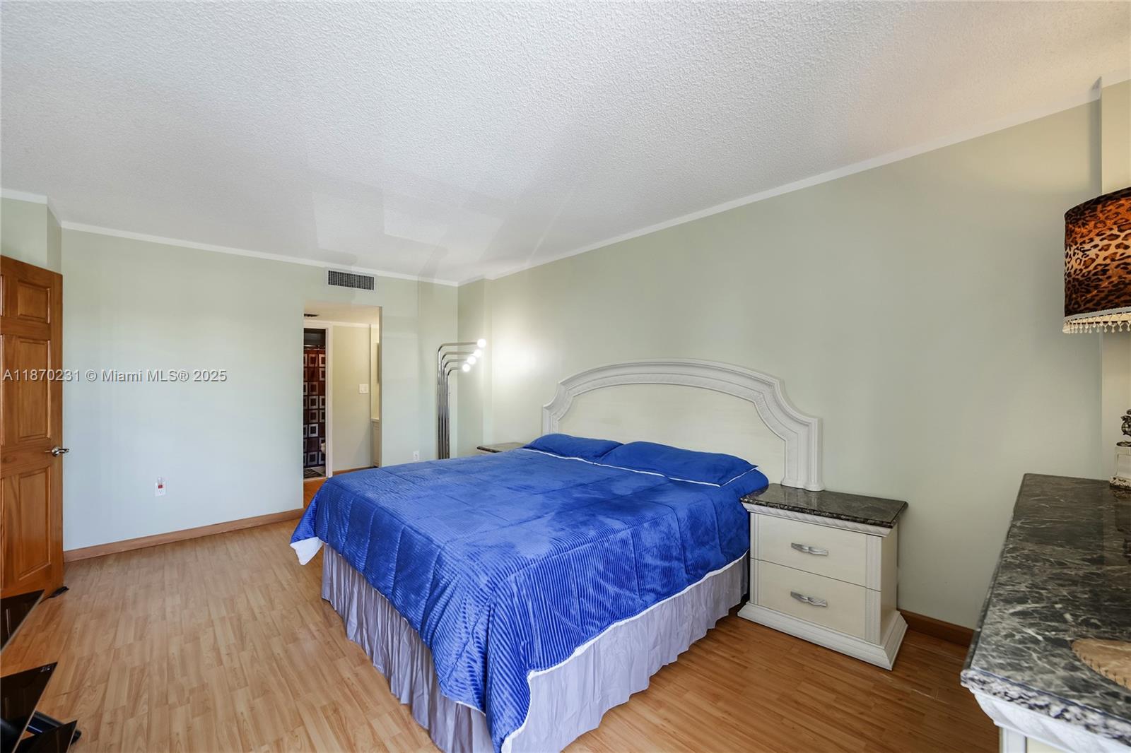 Photo of 3675 Country Club Dr  #204, Aventura, Florida, 33180 - 