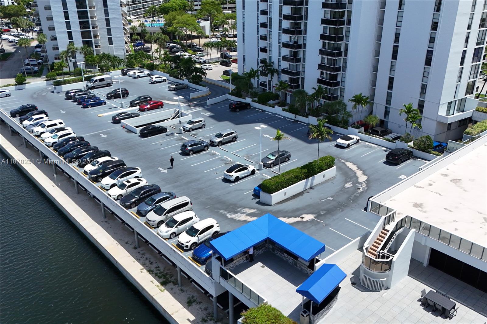 Photo of 3675 Country Club Dr  #204, Aventura, Florida, 33180 - 