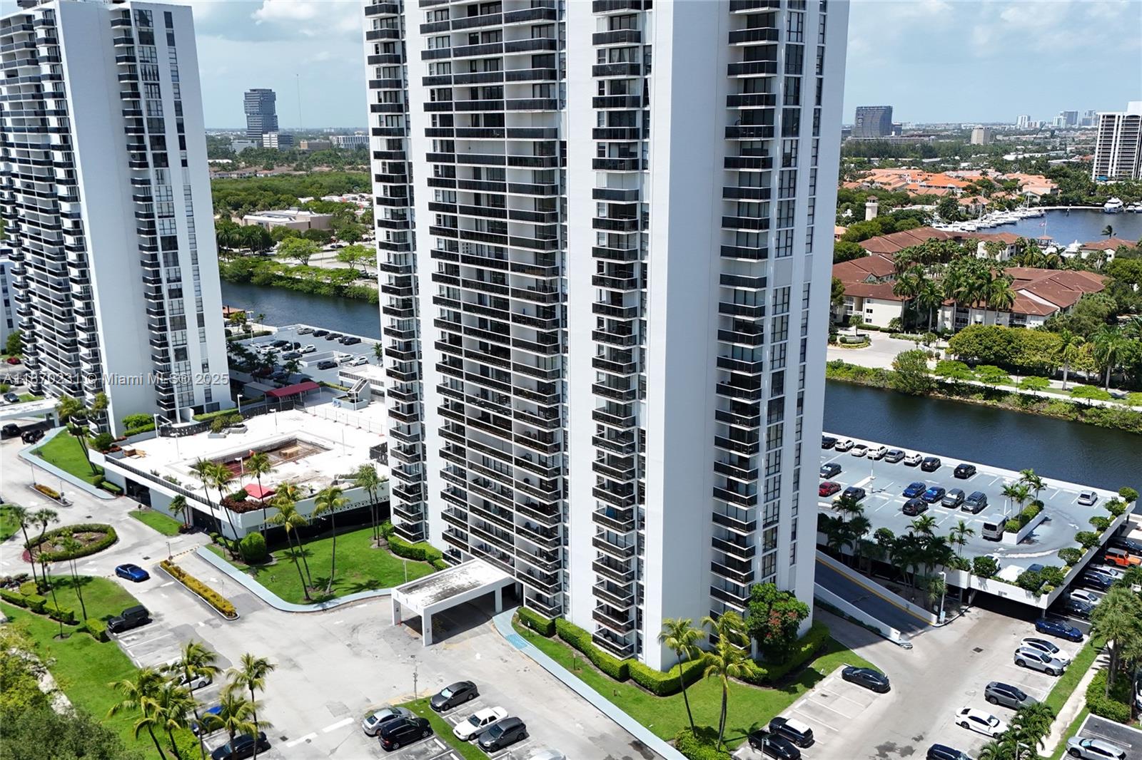 Photo of 3675 Country Club Dr  #204, Aventura, Florida, 33180 - 