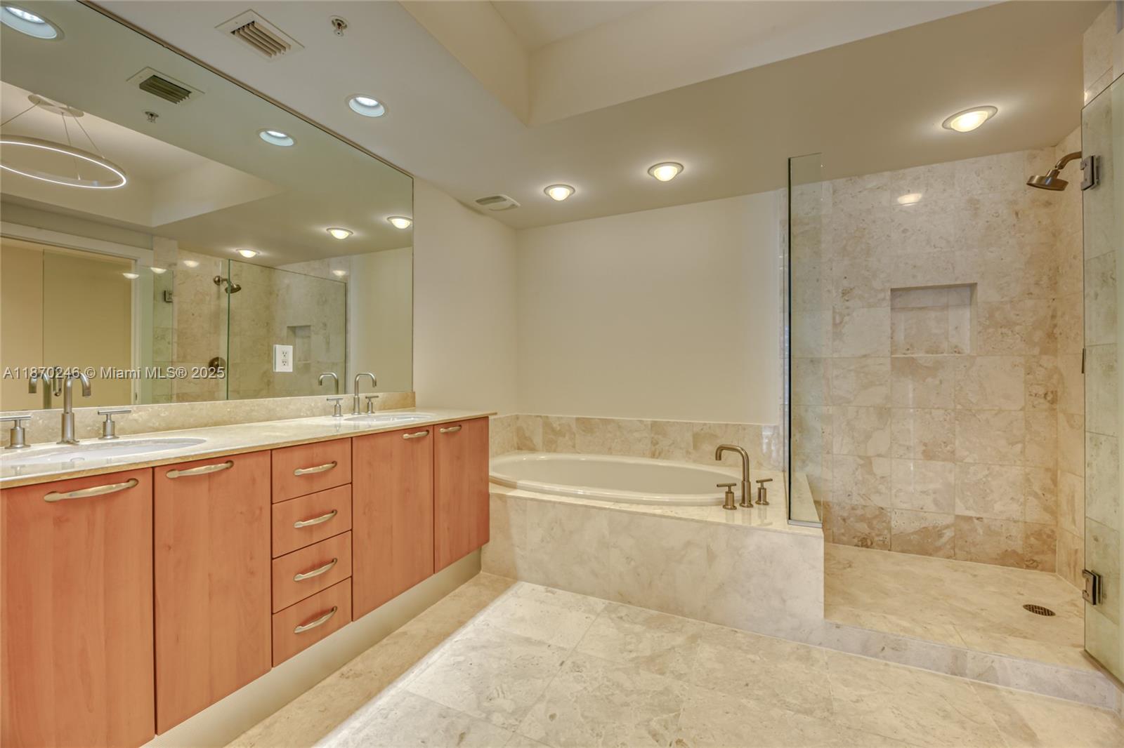 Photo of 3535 Ocean Dr  #2004, Hollywood, Florida, 33019 - 