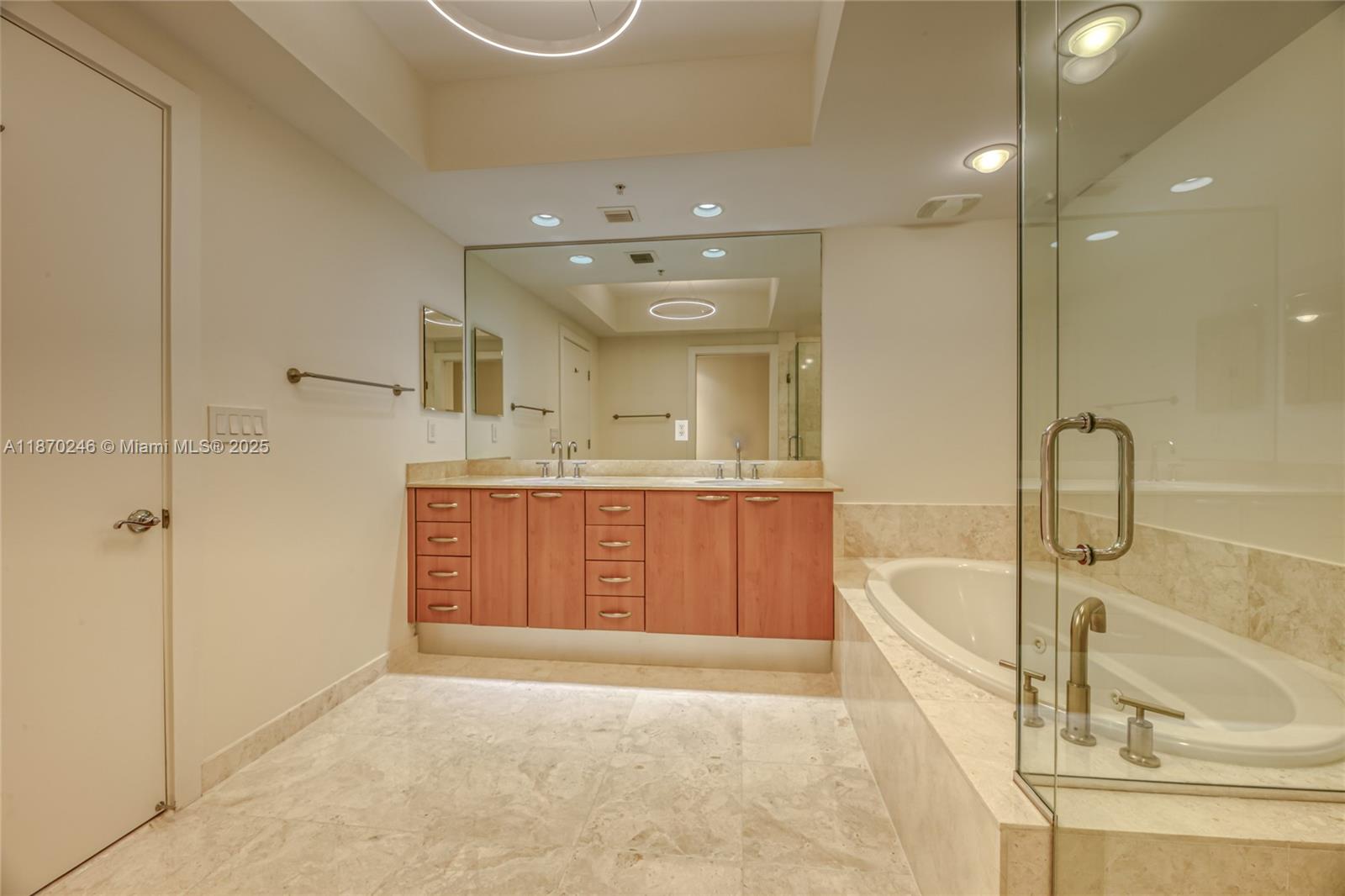 Photo of 3535 Ocean Dr  #2004, Hollywood, Florida, 33019 - 