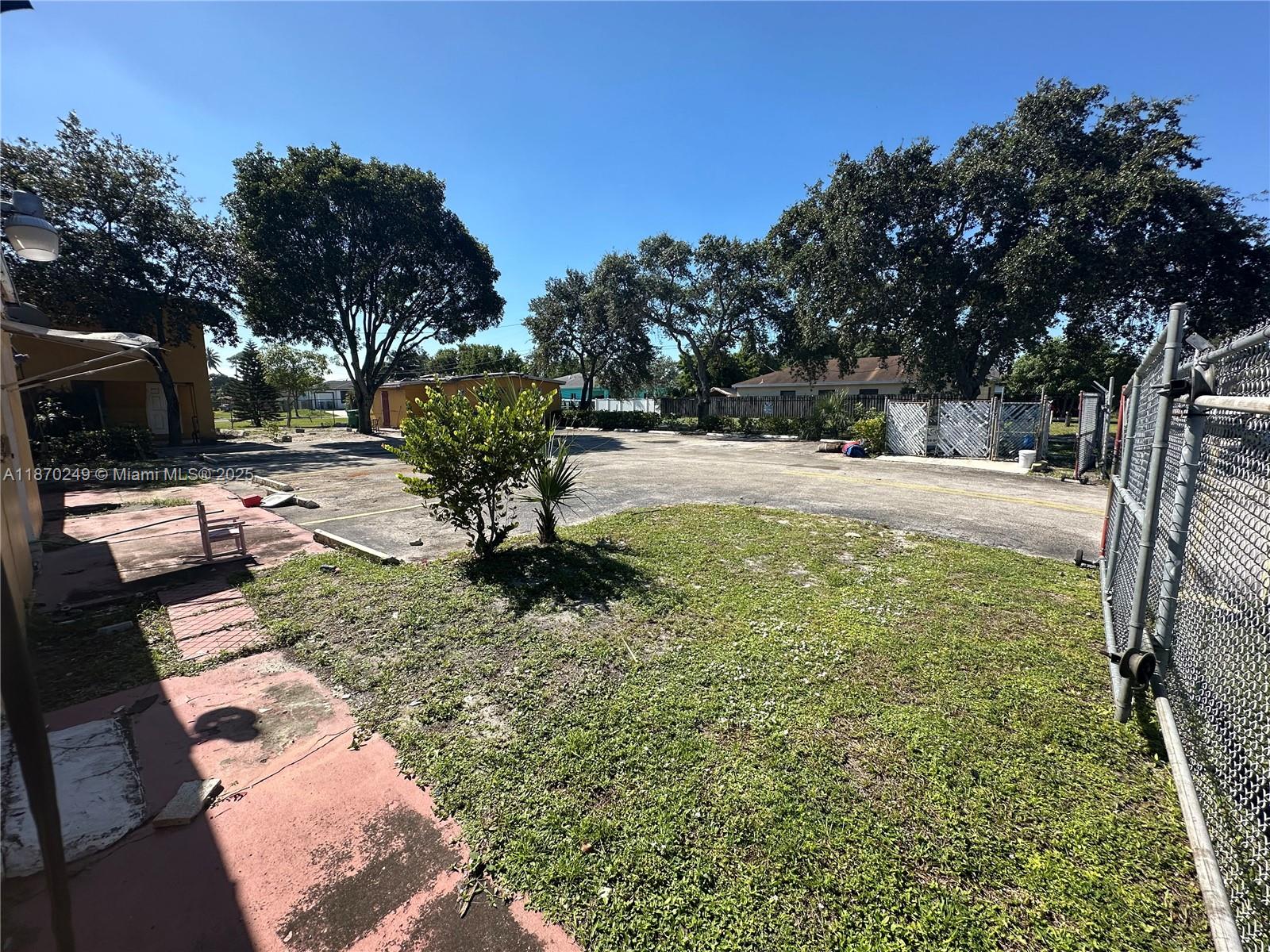 See details / sq. ft. $ 2025-09-13 0 Photo