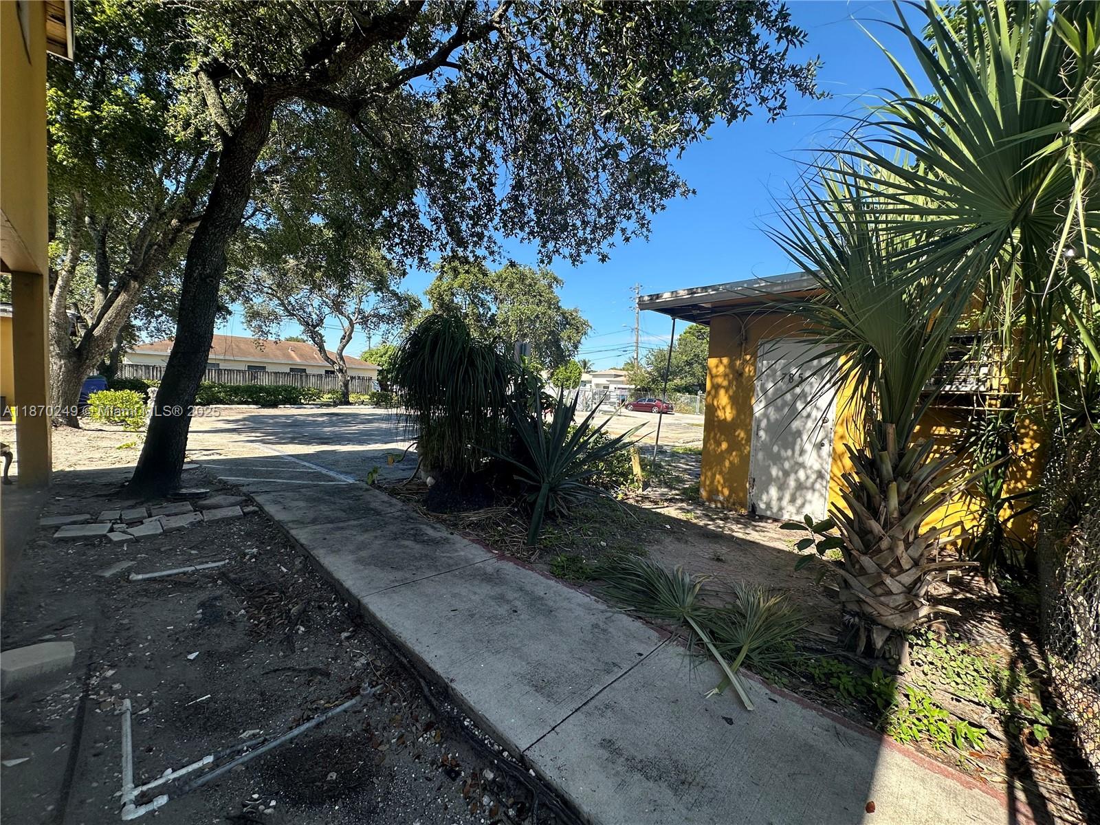 See details / sq. ft. $ 2025-09-13 0 Photo