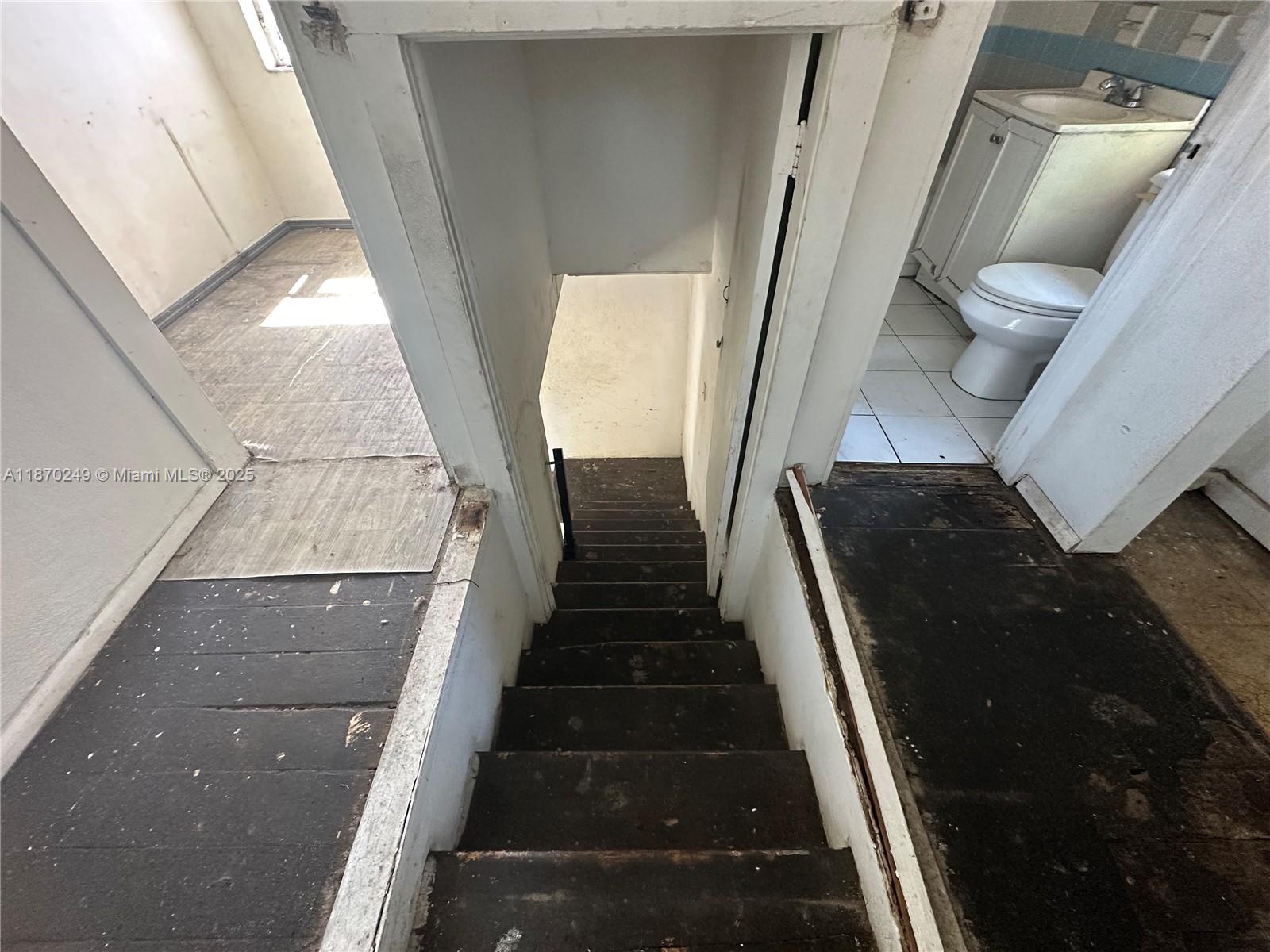 See details / sq. ft. $ 2025-09-13 0 Photo