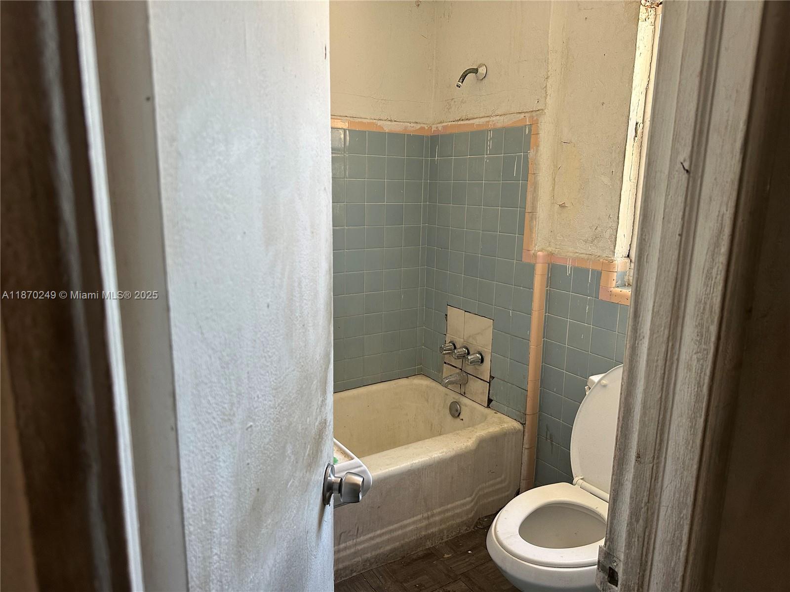 See details / sq. ft. $ 2025-09-13 0 Photo