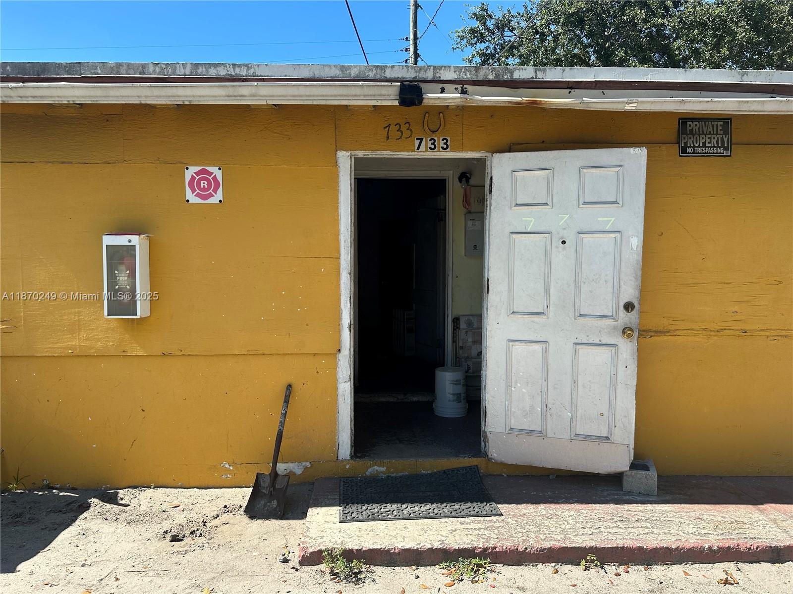 See details / sq. ft. $ 2025-09-13 0 Photo