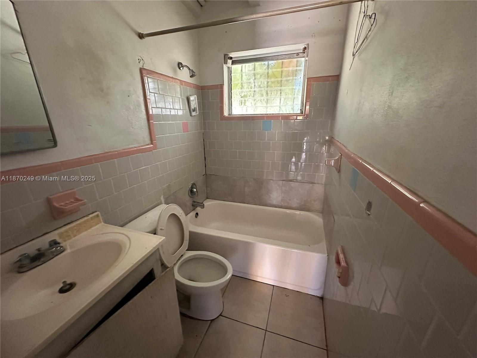 See details / sq. ft. $ 2025-09-13 0 Photo