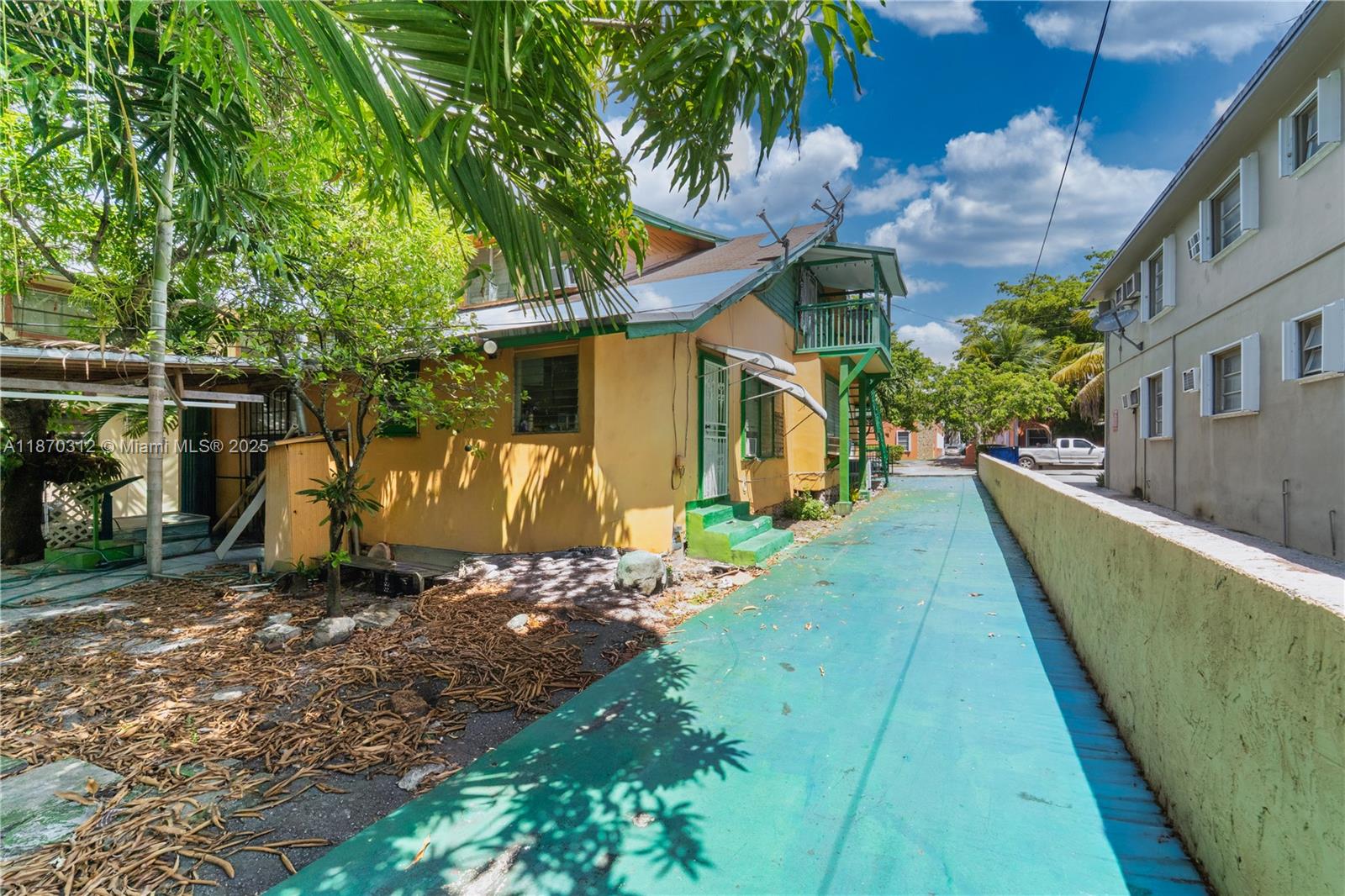 See details / 3127 sq. ft. $ 2025-09-02 0 Photo