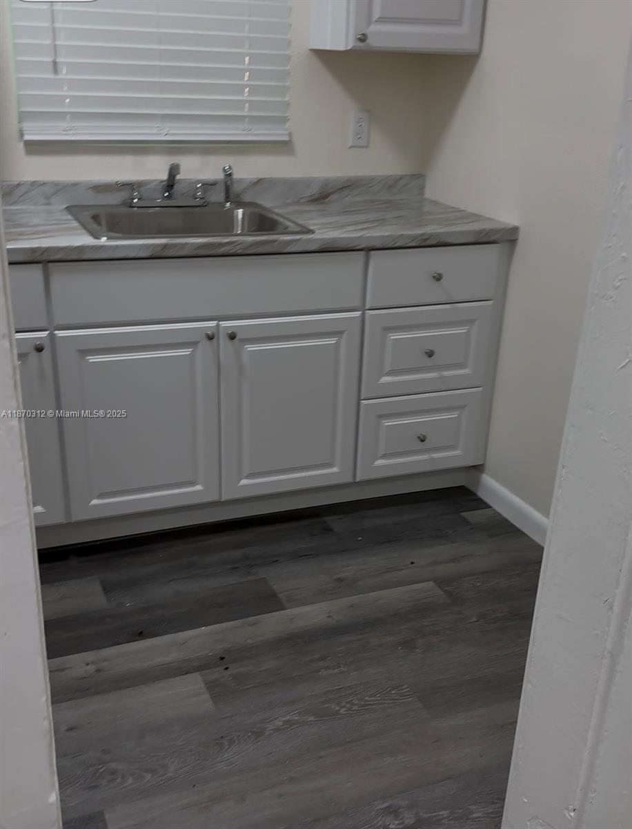 See details / 3127 sq. ft. $ 2025-09-02 0 Photo