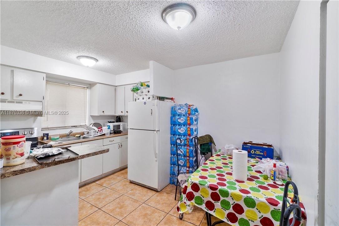  /  2906 sq. ft. $ 2025-09-02 0 Photo