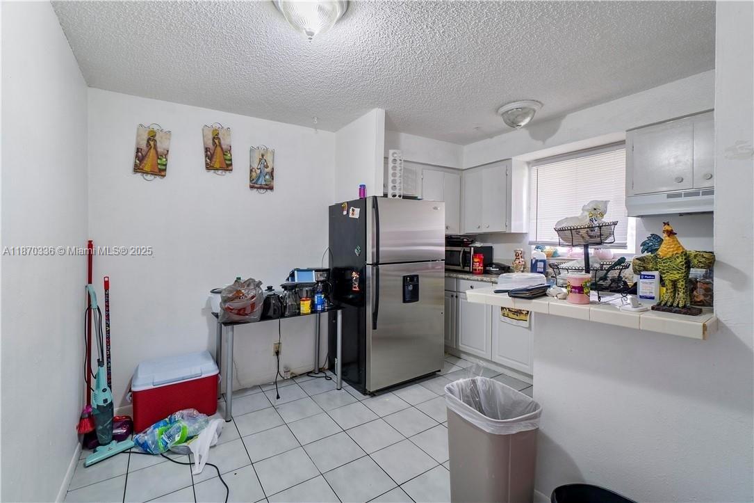   /  2906 sq. ft. $ 2025-09-02 0 Photo