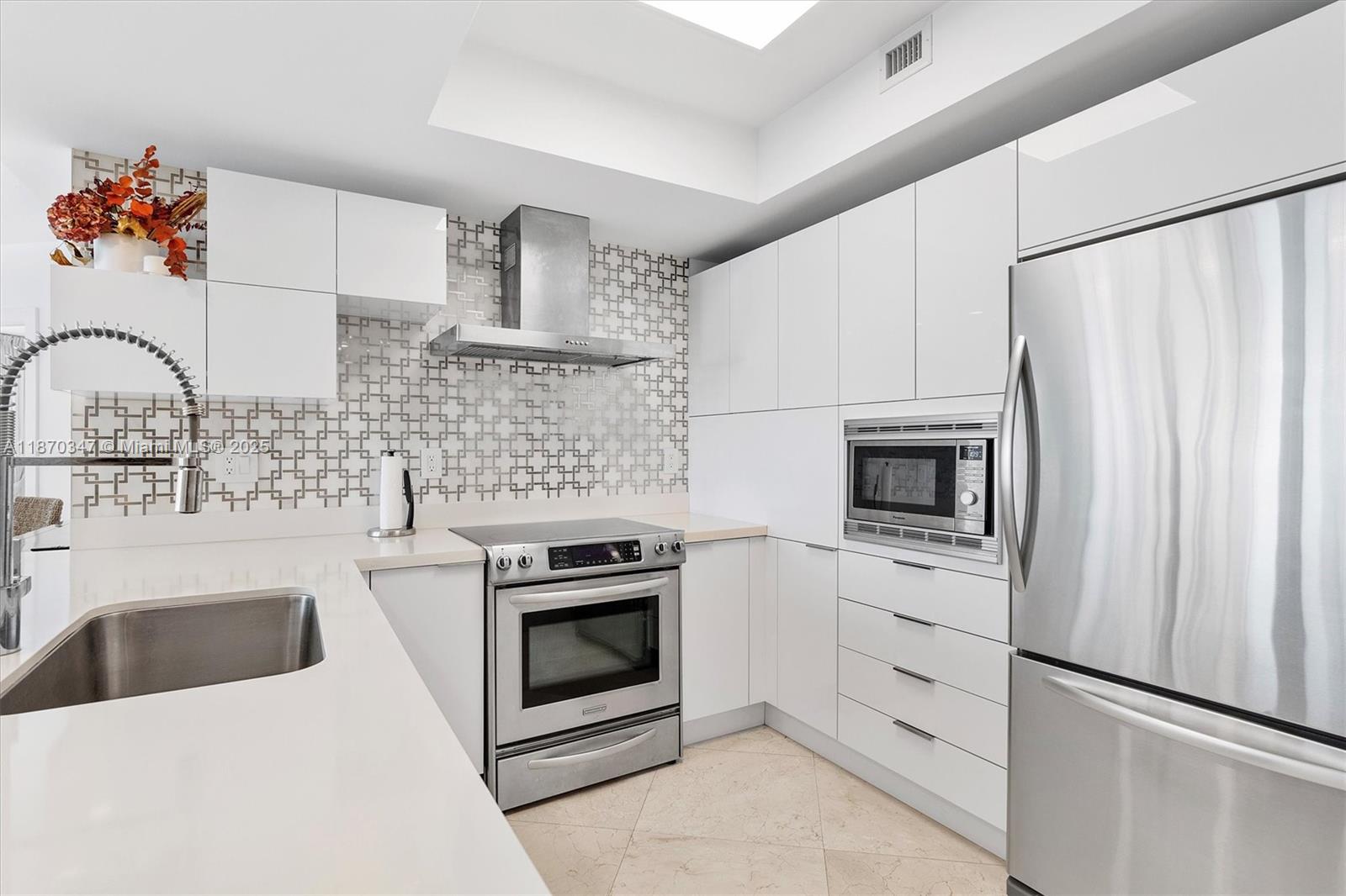 Photo of 200 Sunny Isles Blvd #2-1605, Sunny Isles Beach, Florida, 33160 -