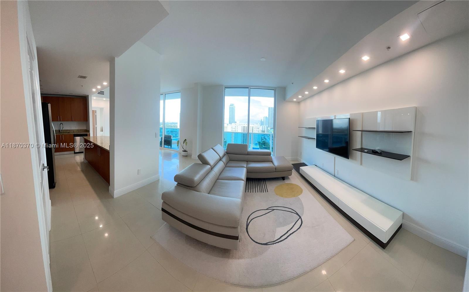 Photo of 1945 Ocean Dr  #1912, Hallandale Beach, Florida, 33009 - 