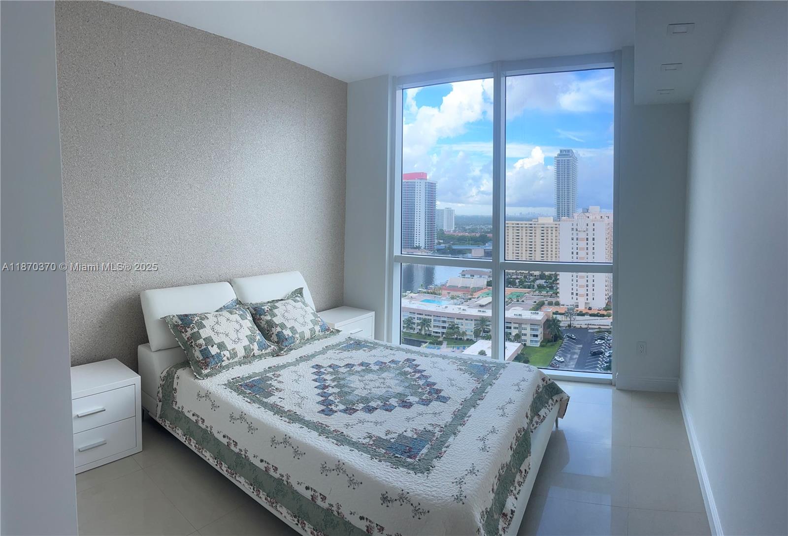 Photo of 1945 Ocean Dr  #1912, Hallandale Beach, Florida, 33009 - 