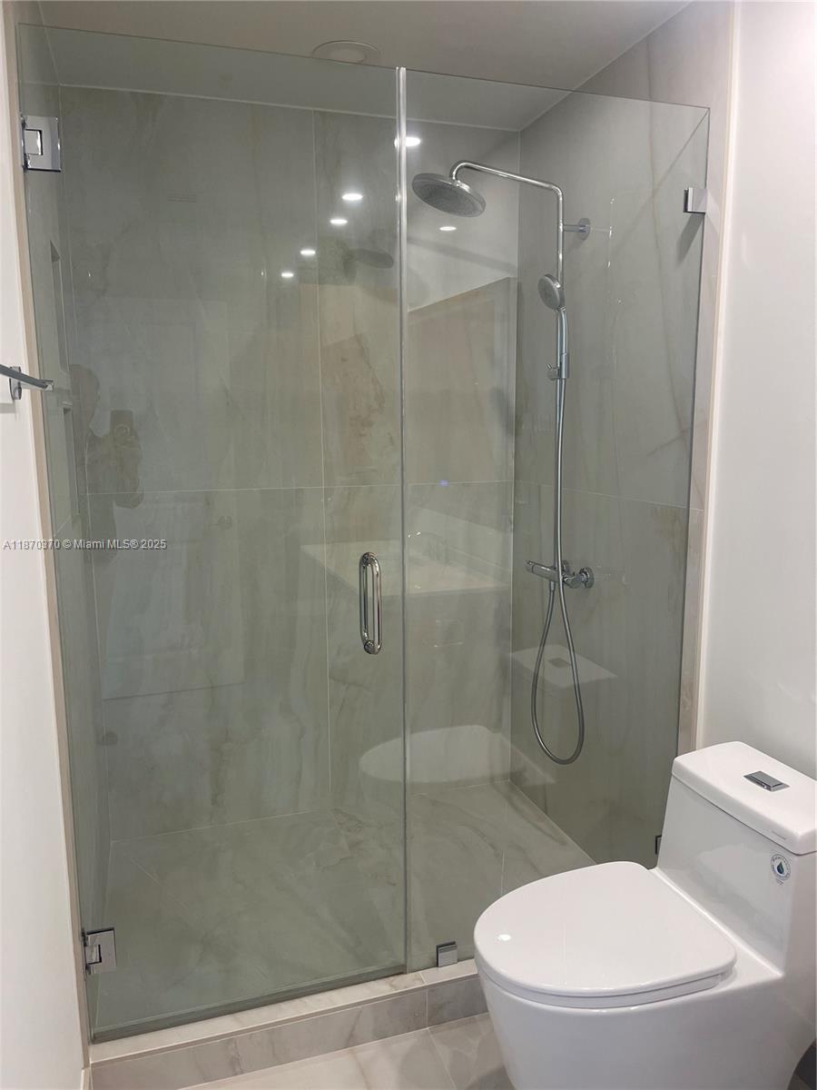 Photo of 1945 Ocean Dr  #1912, Hallandale Beach, Florida, 33009 - 