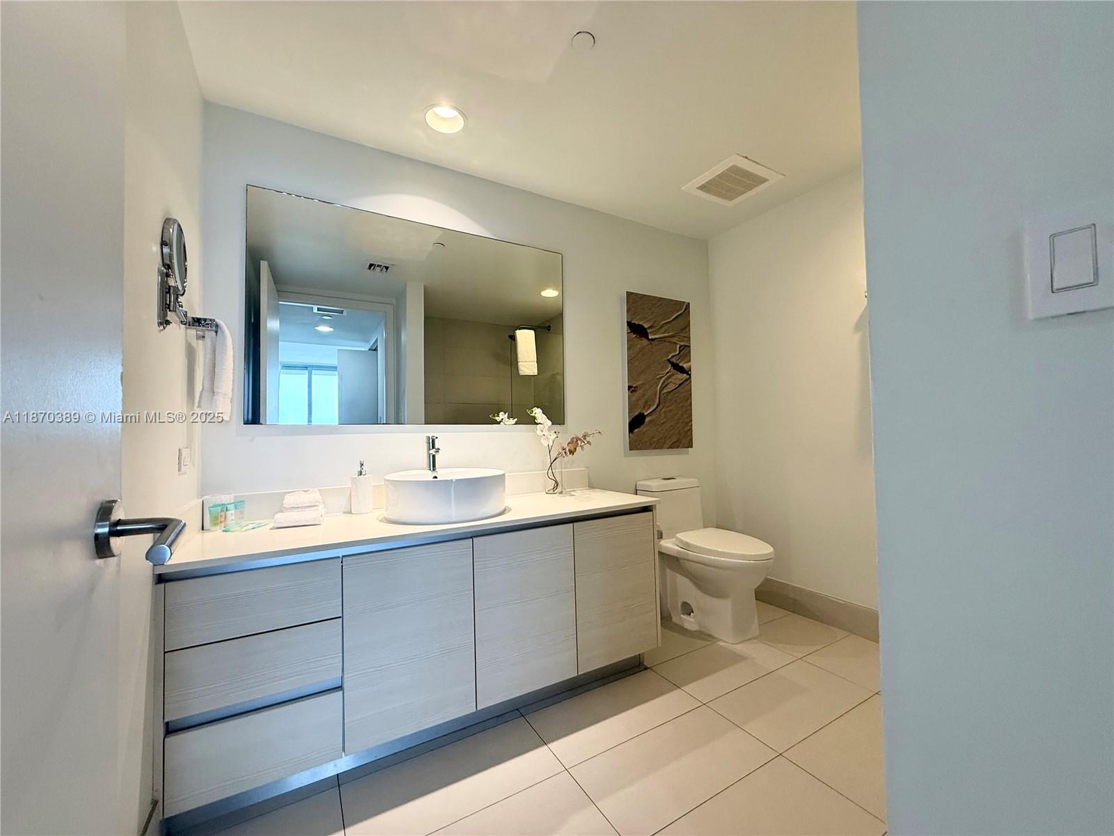 Photo of 2602 Hallandale Beach Blvd  #R2510, Hallandale Beach, Florida, 33009 - 